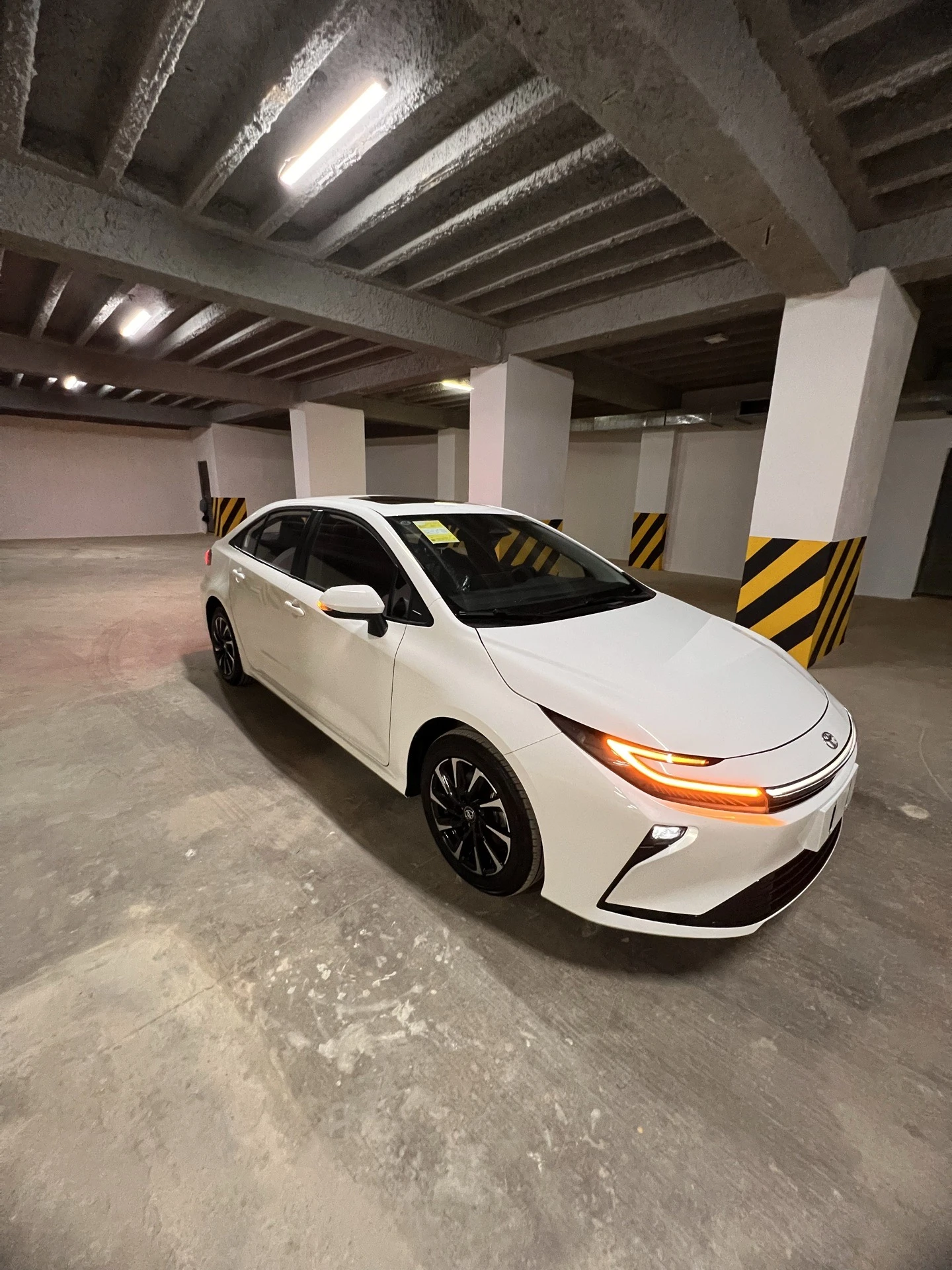 2026 Toyota Corolla 1.8 hybrid elite edition — foto 4