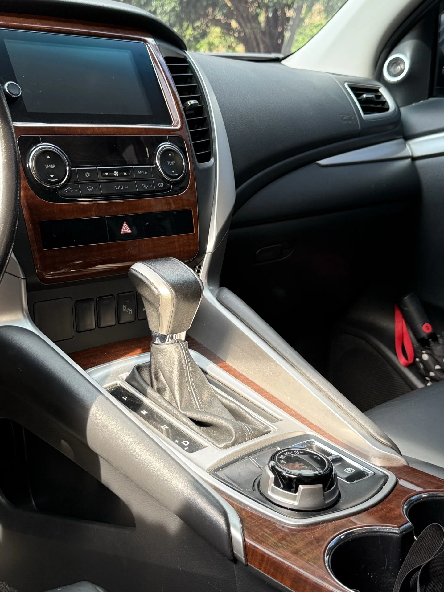 2019 Mitsubishi Montero Sport 4X4 — foto 6