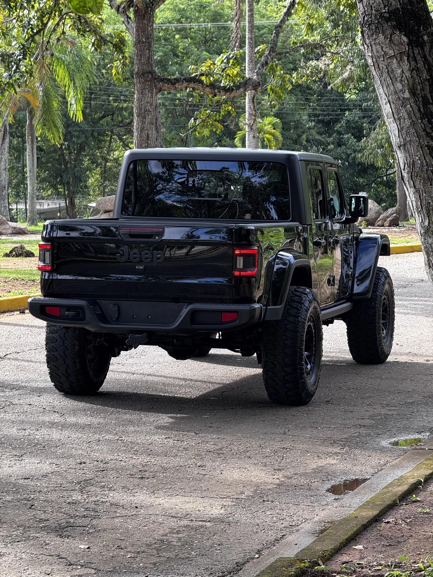 2022 Jeep Gladiator Sport — foto 6