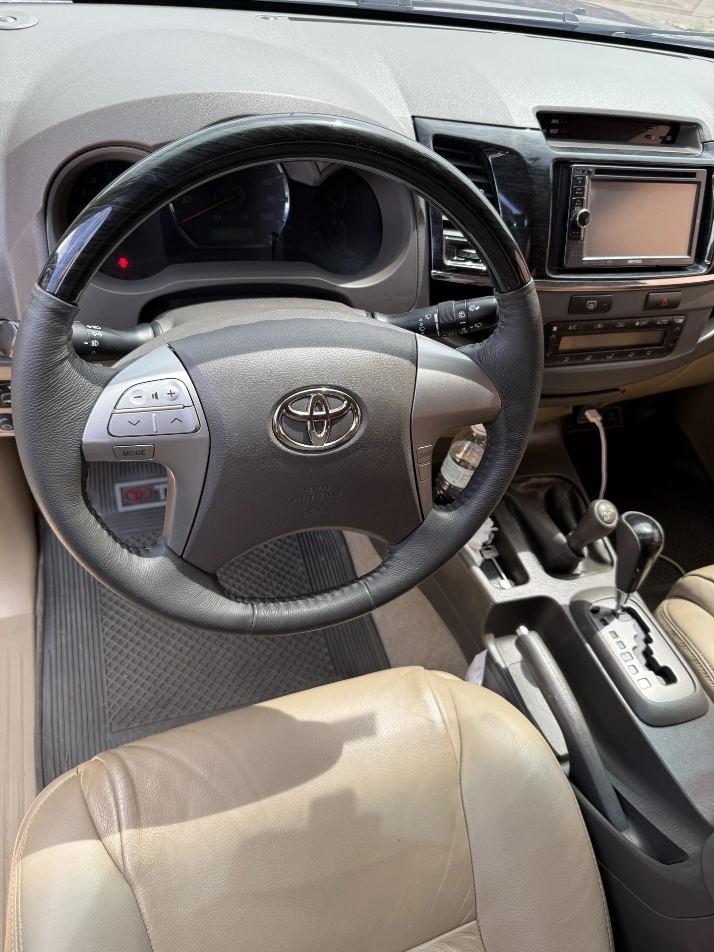 2013 Toyota Fortuner Sport — foto 4