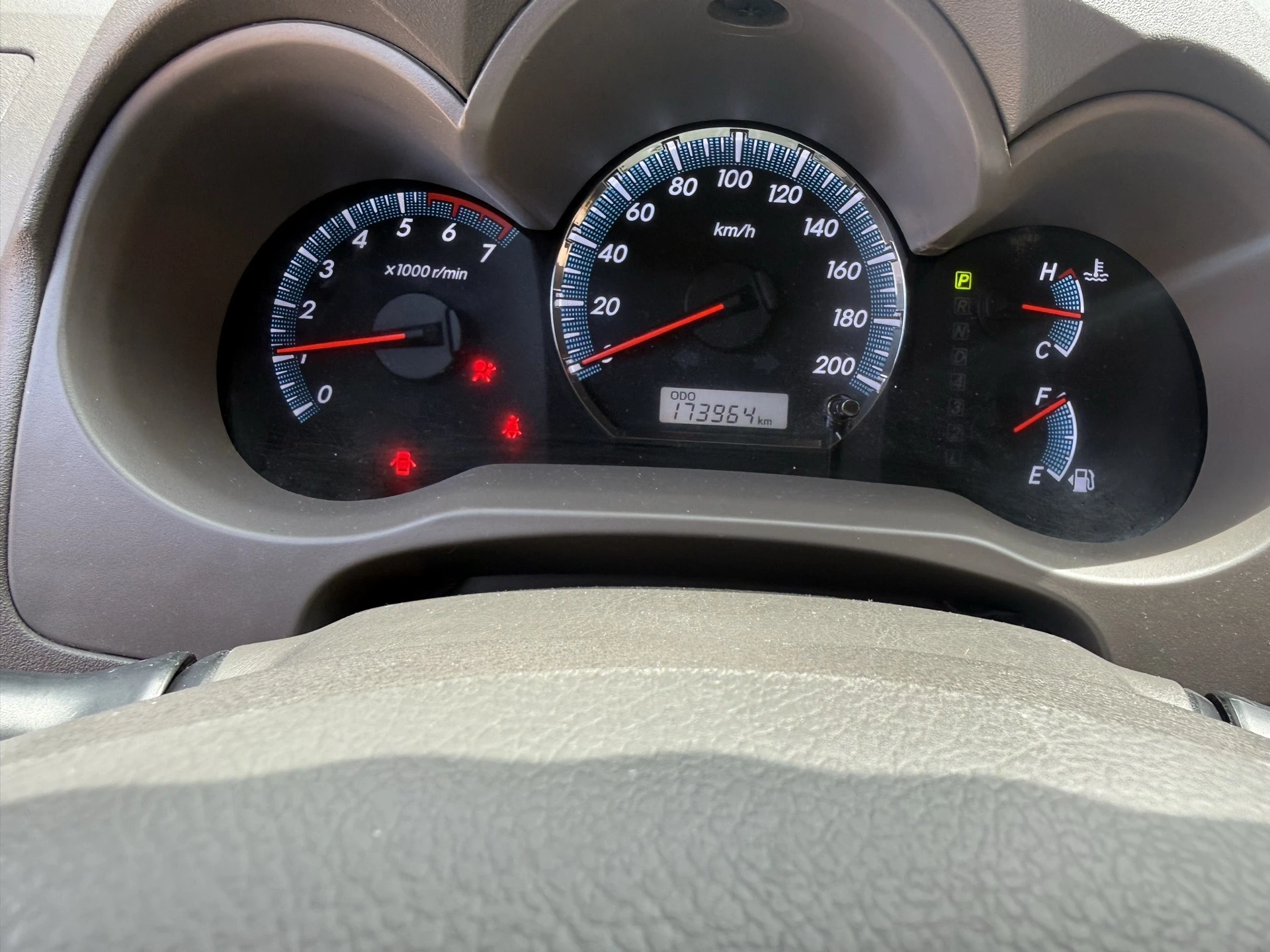 2013 Toyota Fortuner Sport — foto 3