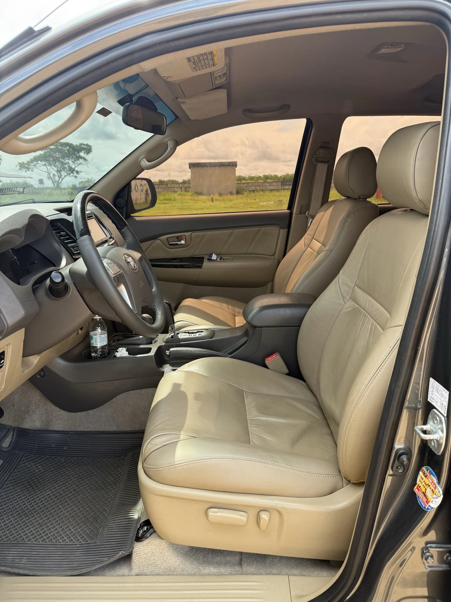 2013 Toyota Fortuner Sport — foto 6