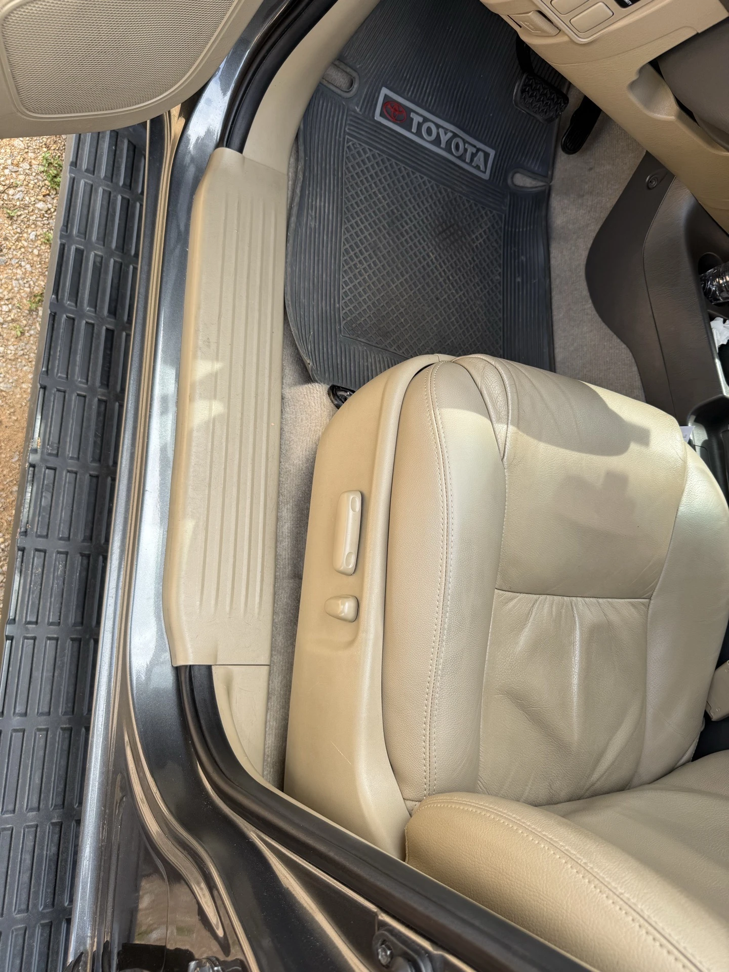 2013 Toyota Fortuner Sport — foto 8