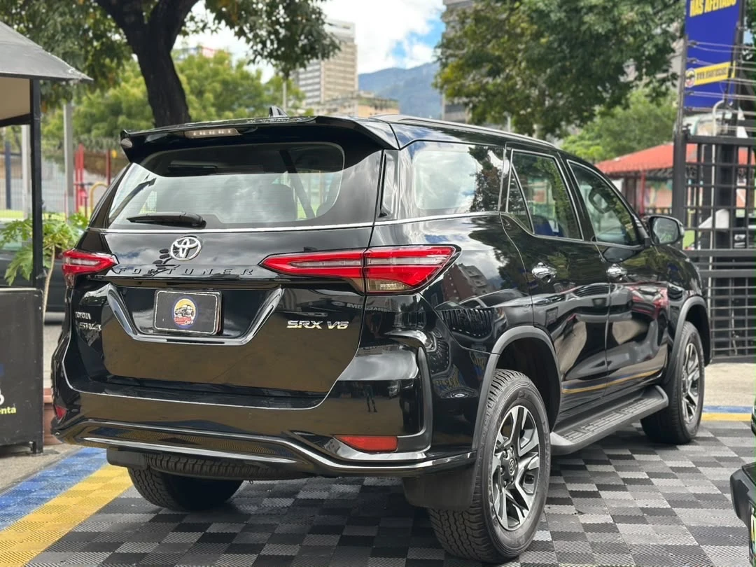 2025 Toyota Fortuner DUBAI SRX — photo 2