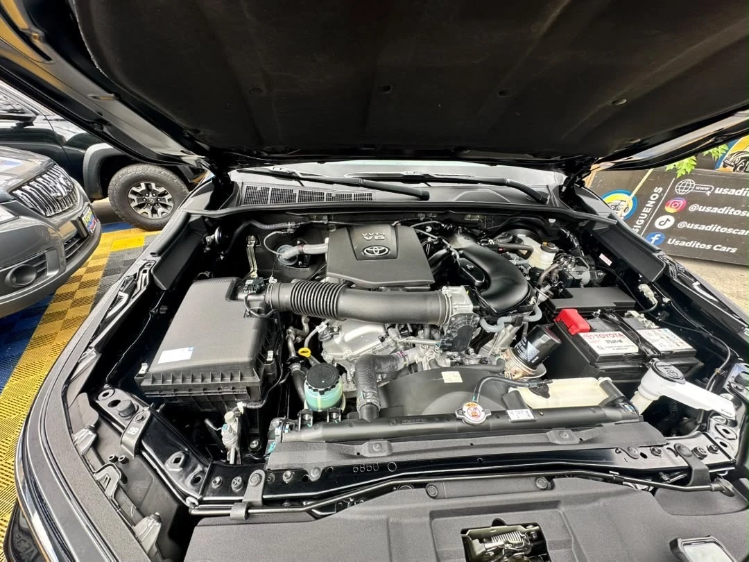2025 Toyota Fortuner DUBAI SRX — photo 6
