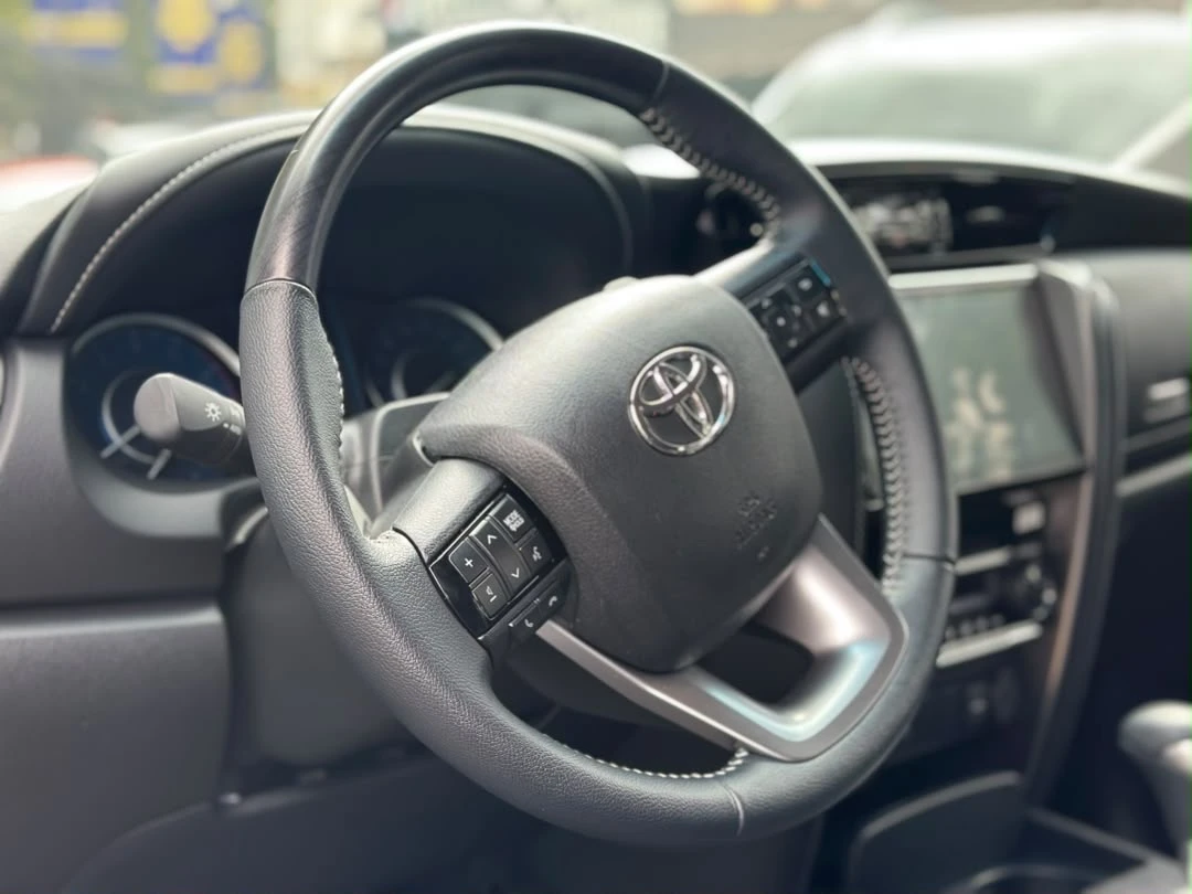 2025 Toyota Fortuner DUBAI SRX — photo 7