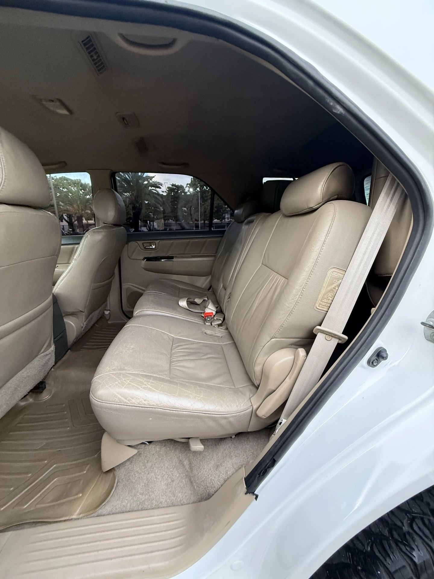 2012 Toyota Fortuner Sport — foto 9