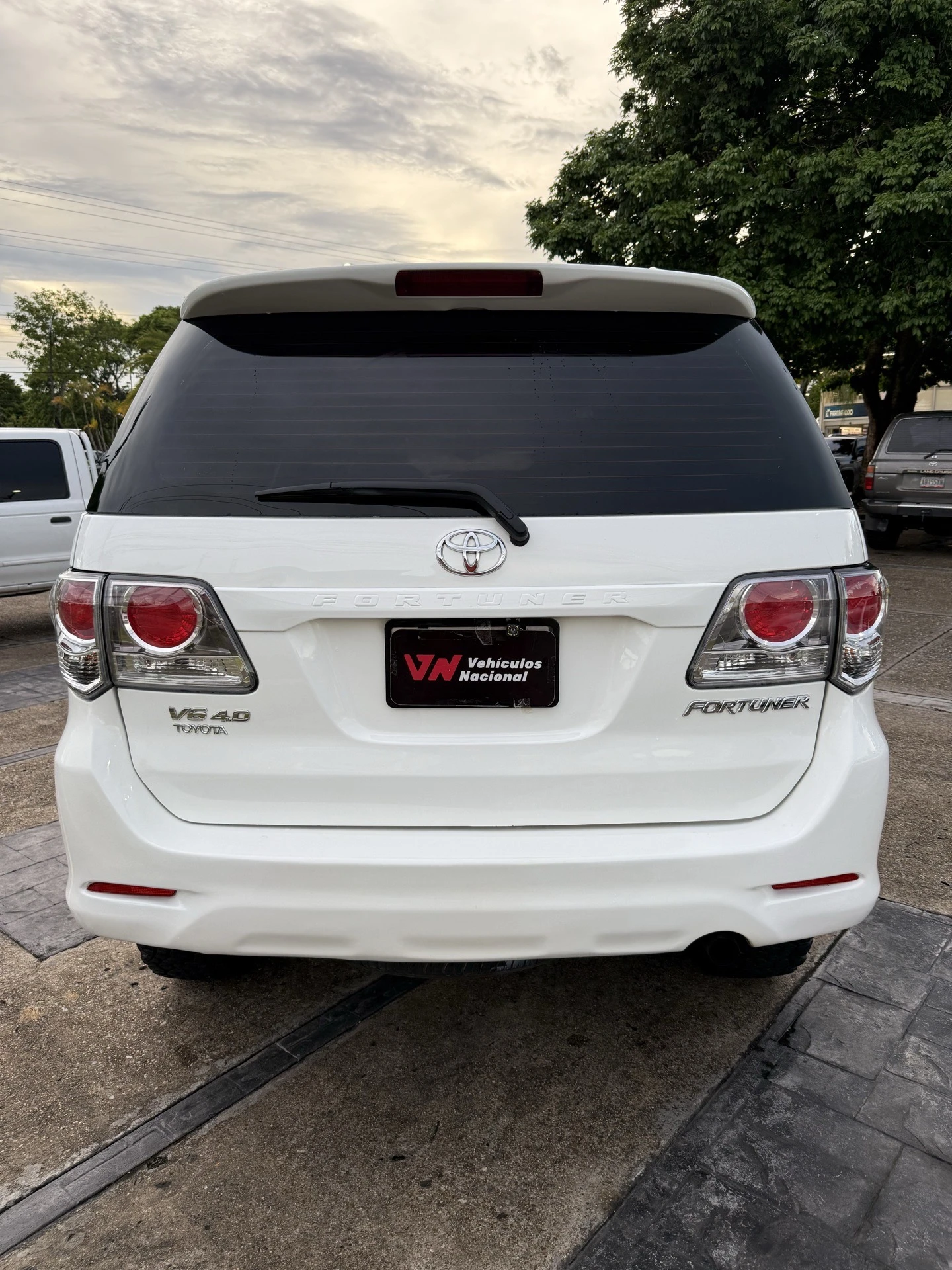 2012 Toyota Fortuner Sport — foto 17