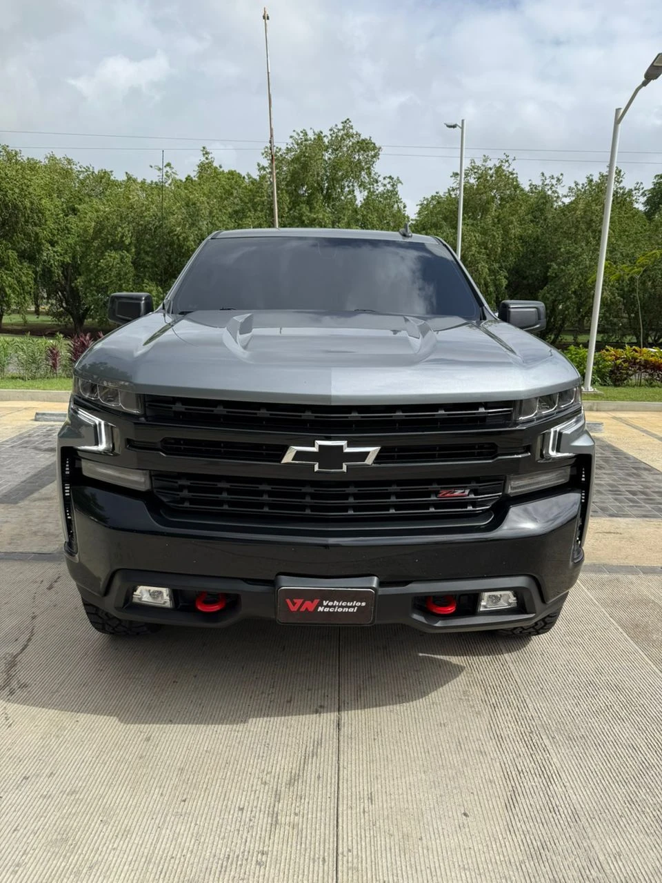 2022 Chevrolet Silverado Z71 Trail Boss — photo 2