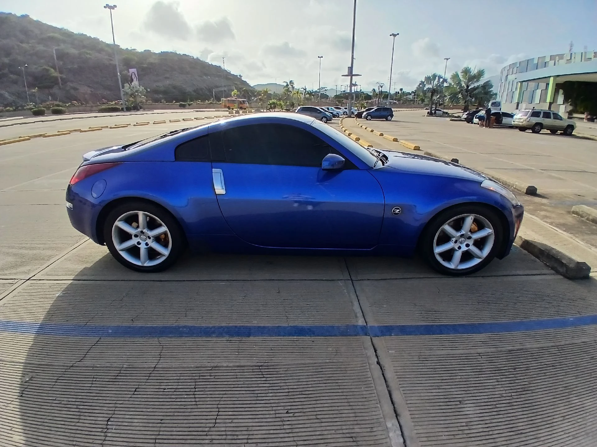 2004 Nissan 350Z Sport — photo 4