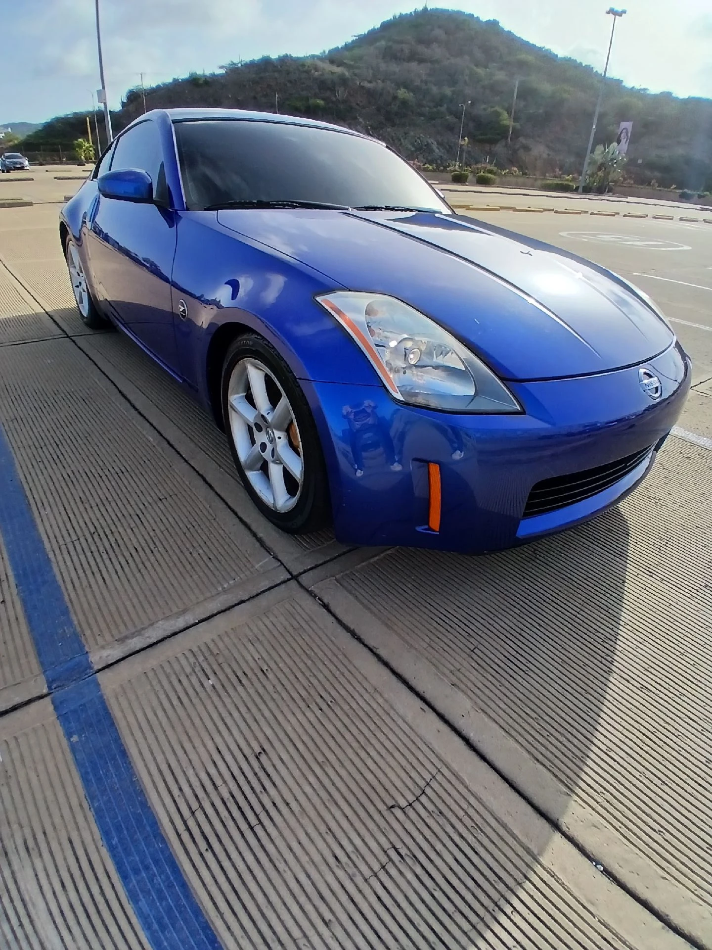 2004 Nissan 350Z Sport — photo 11