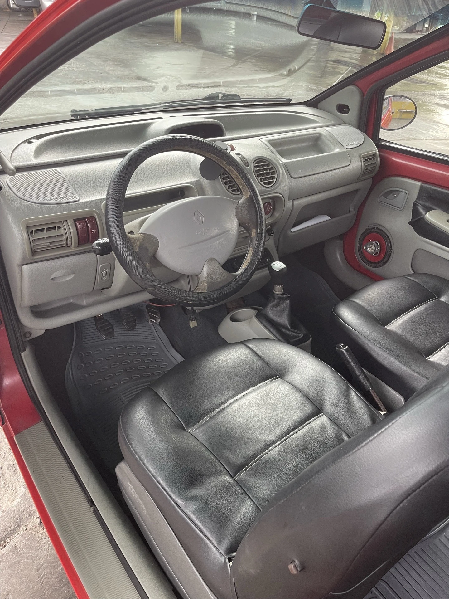 2002 Renault Twingo — photo 6