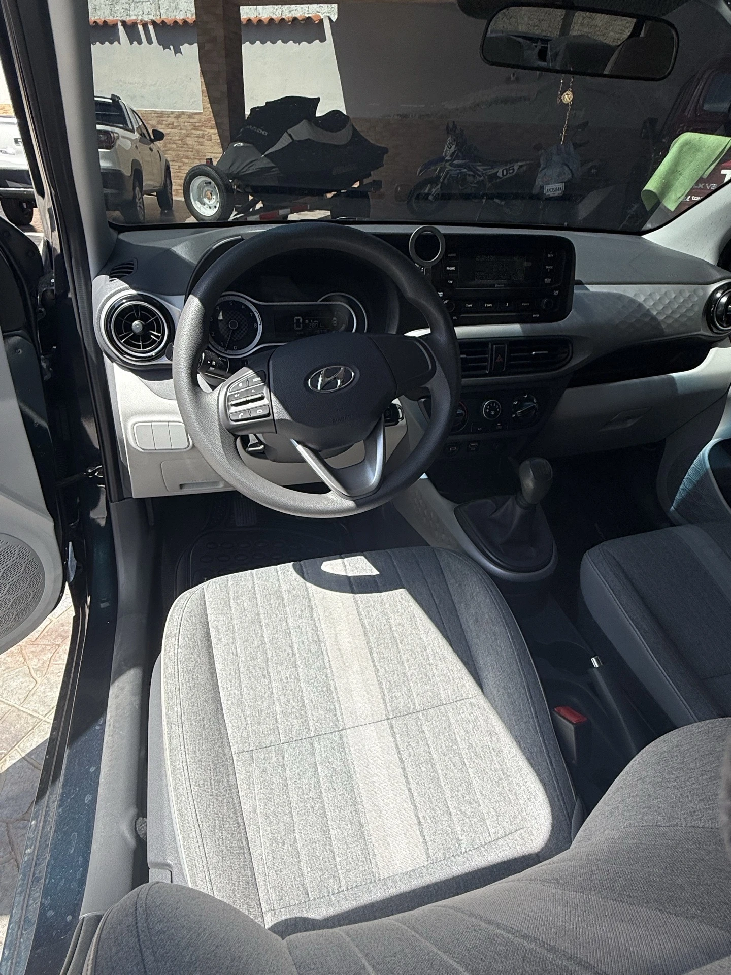 2022 Hyundai Grand i10 — photo 6