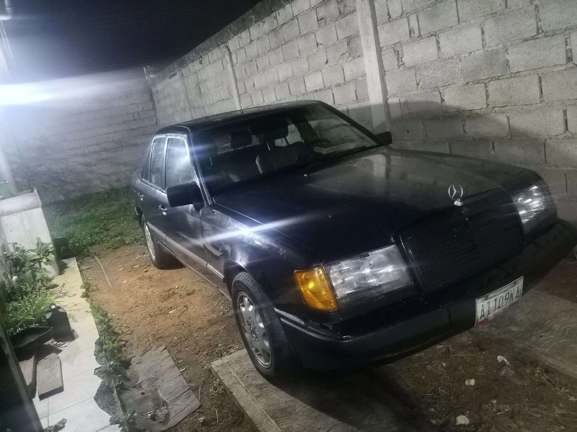 1987 Mercedes-Benz 300 W124 — photo 10