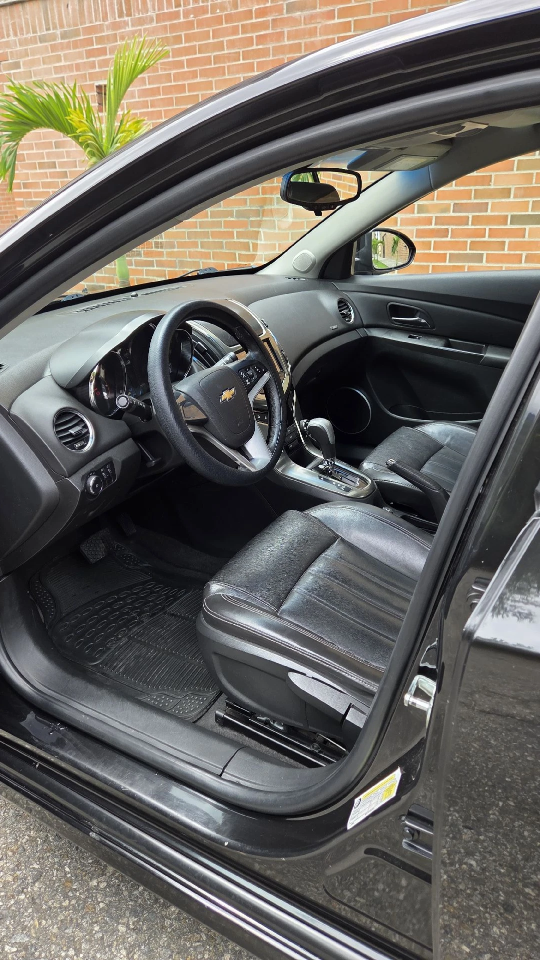 2015 Chevrolet Cruze — photo 6