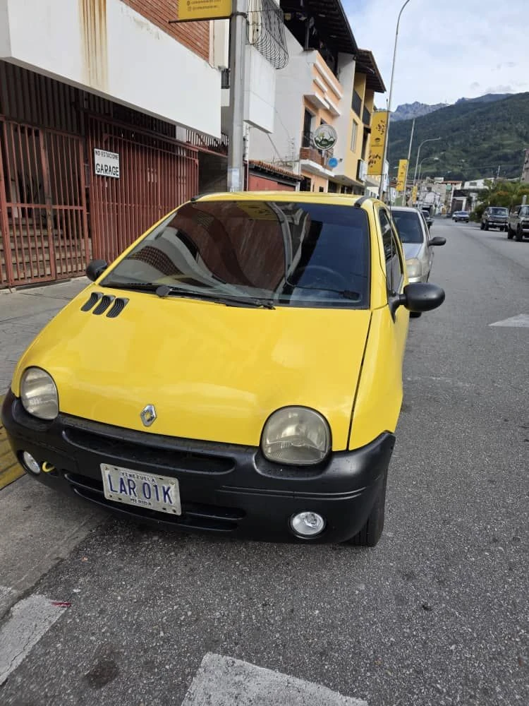 2005 Renault Twingo — photo 2