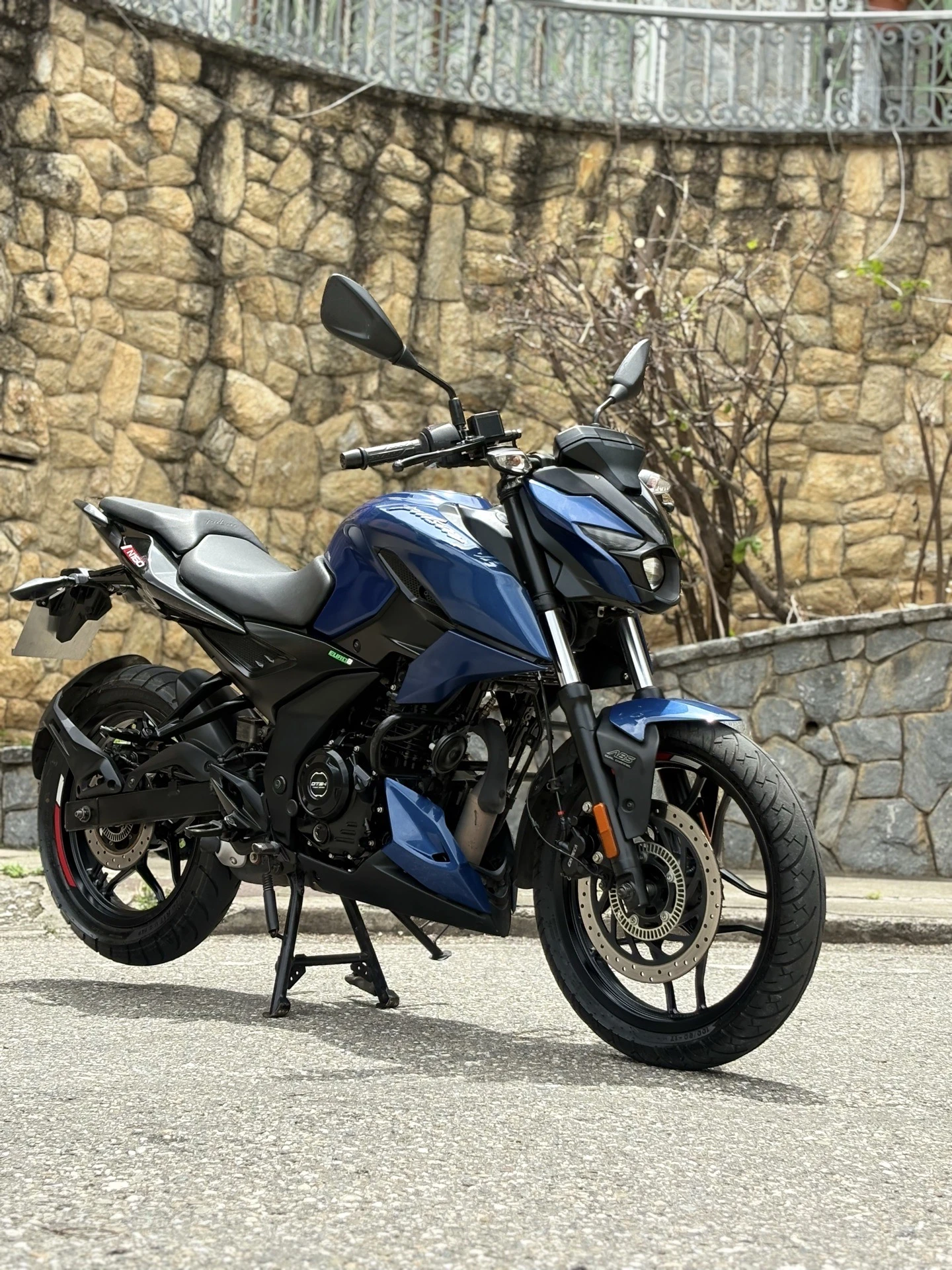 2024 Bajaj Pulsar NS 160 Naked — photo 2