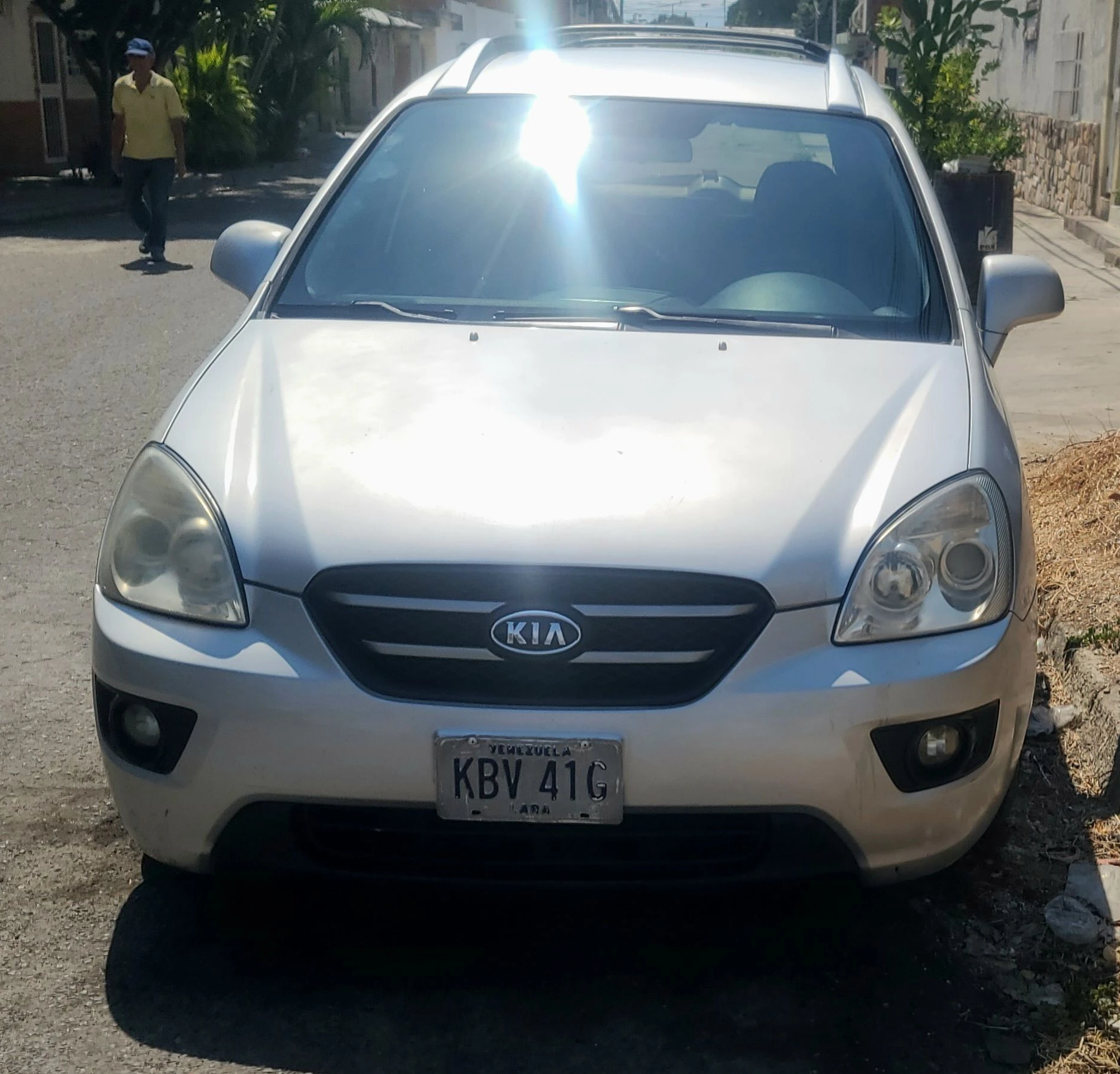 2007 Kia Carens — photo 2
