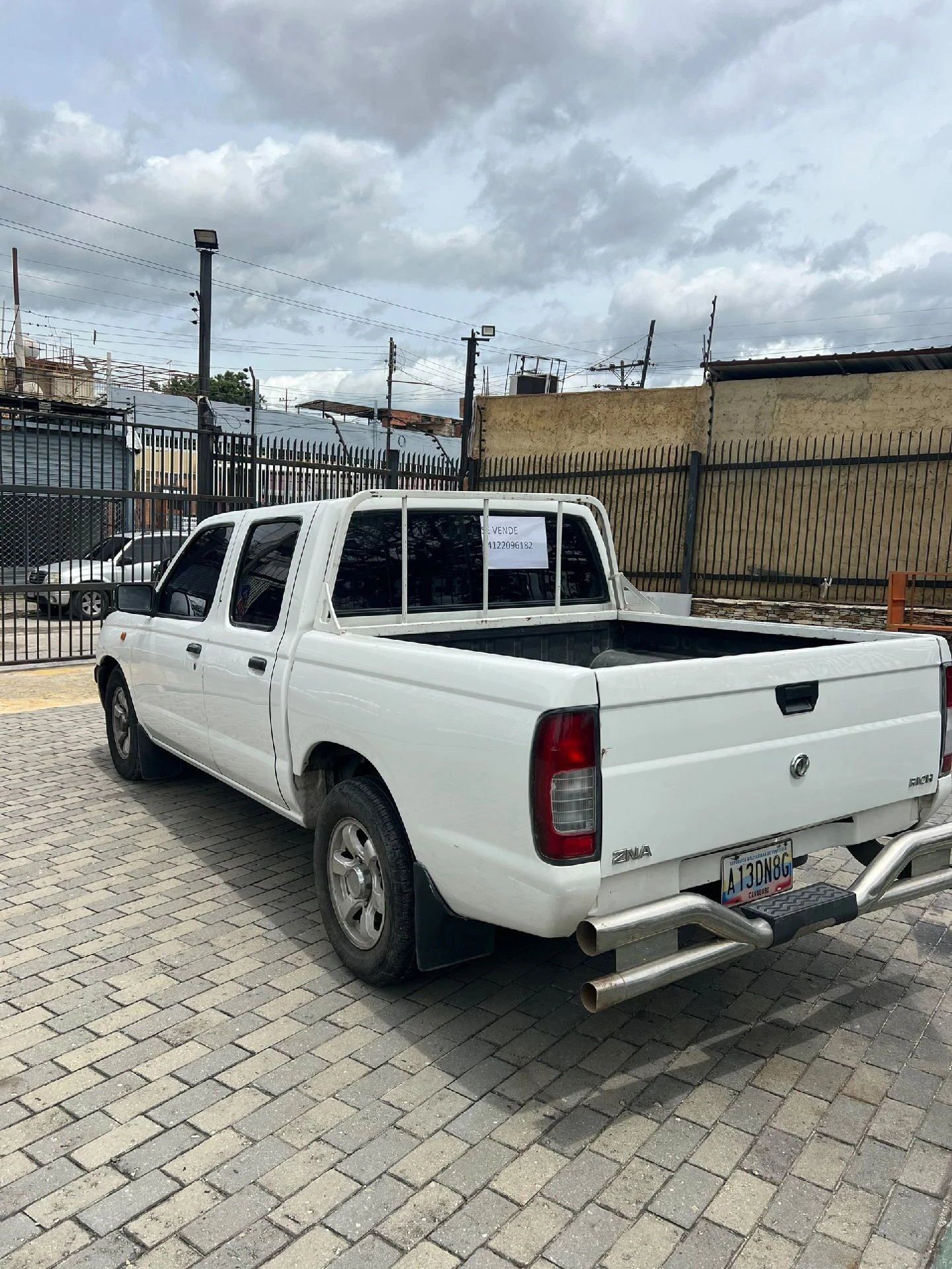 2014 Dongfeng ZNA 4x2 — photo 4