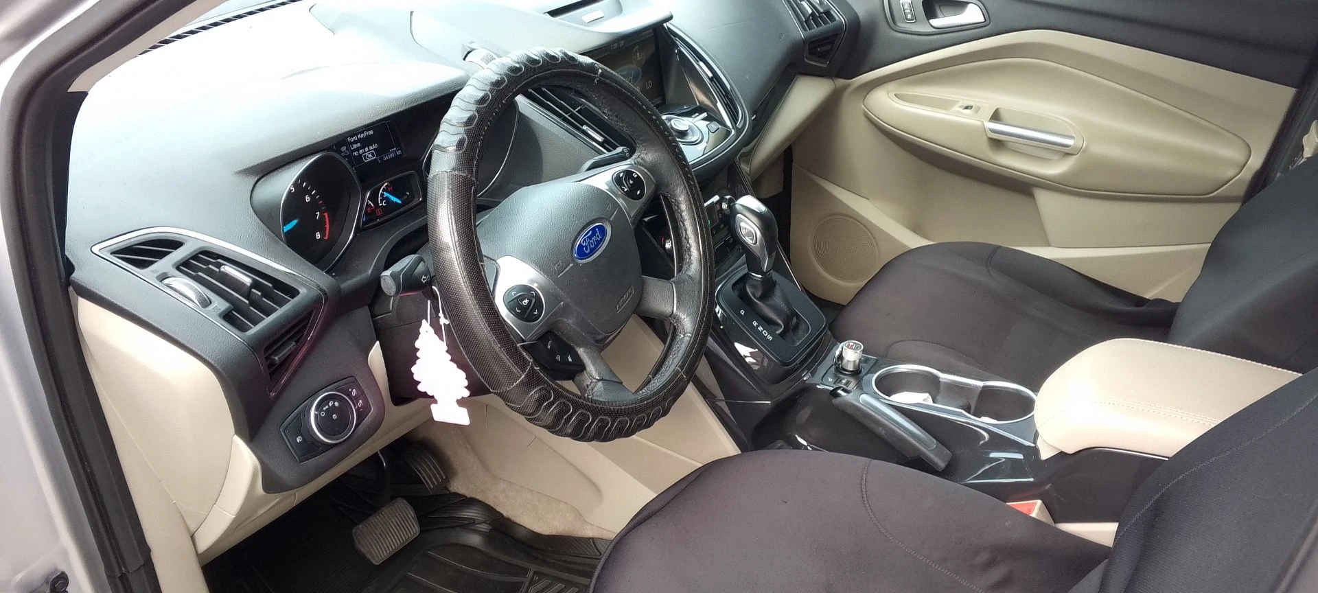 2016 Ford Escape Titanium — photo 5