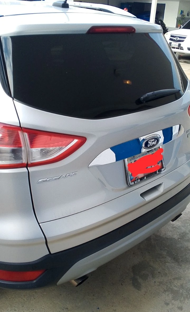 2016 Ford Escape Titanium — photo 4