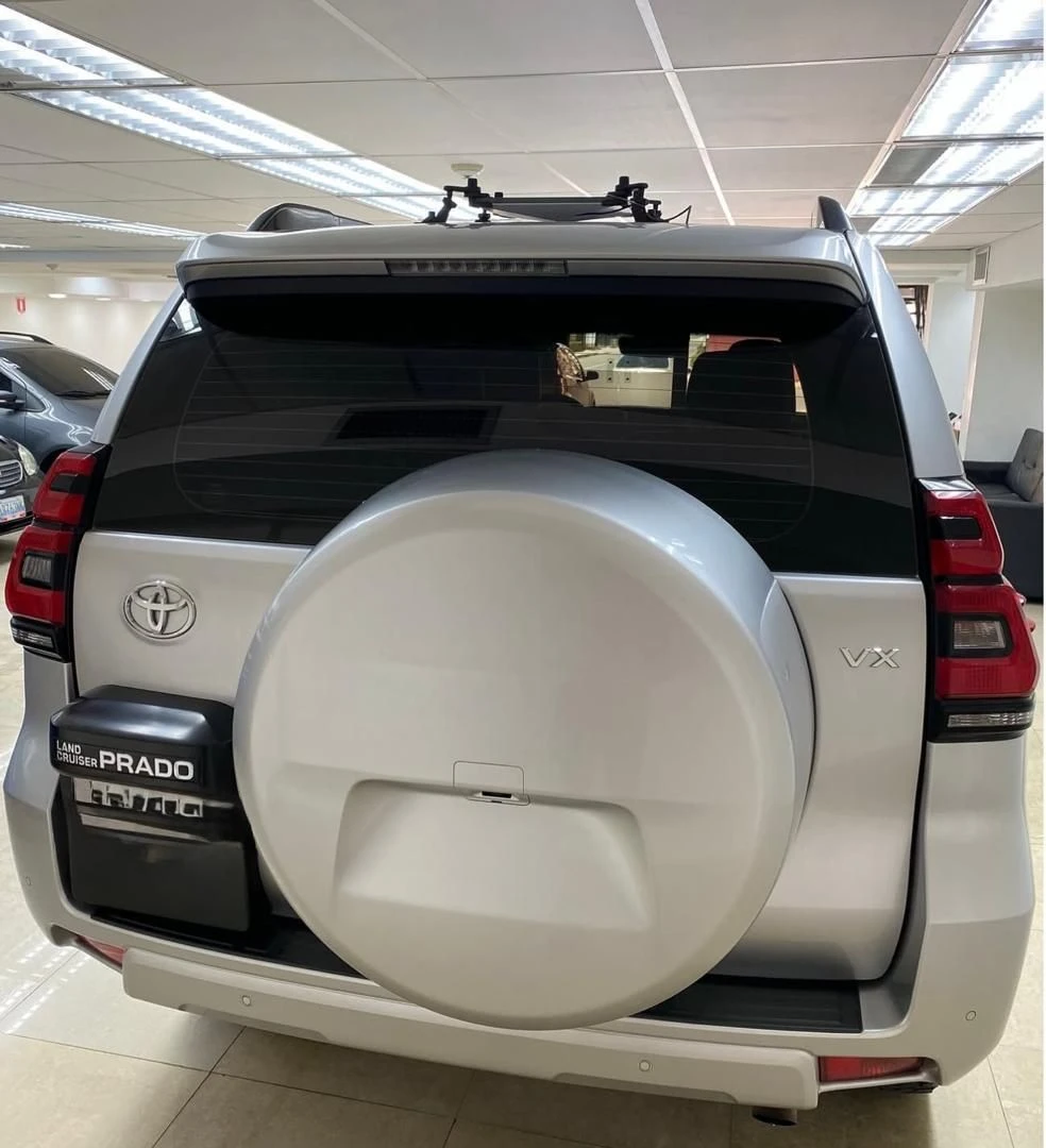 2020 Toyota Land Cruiser VX — foto 6