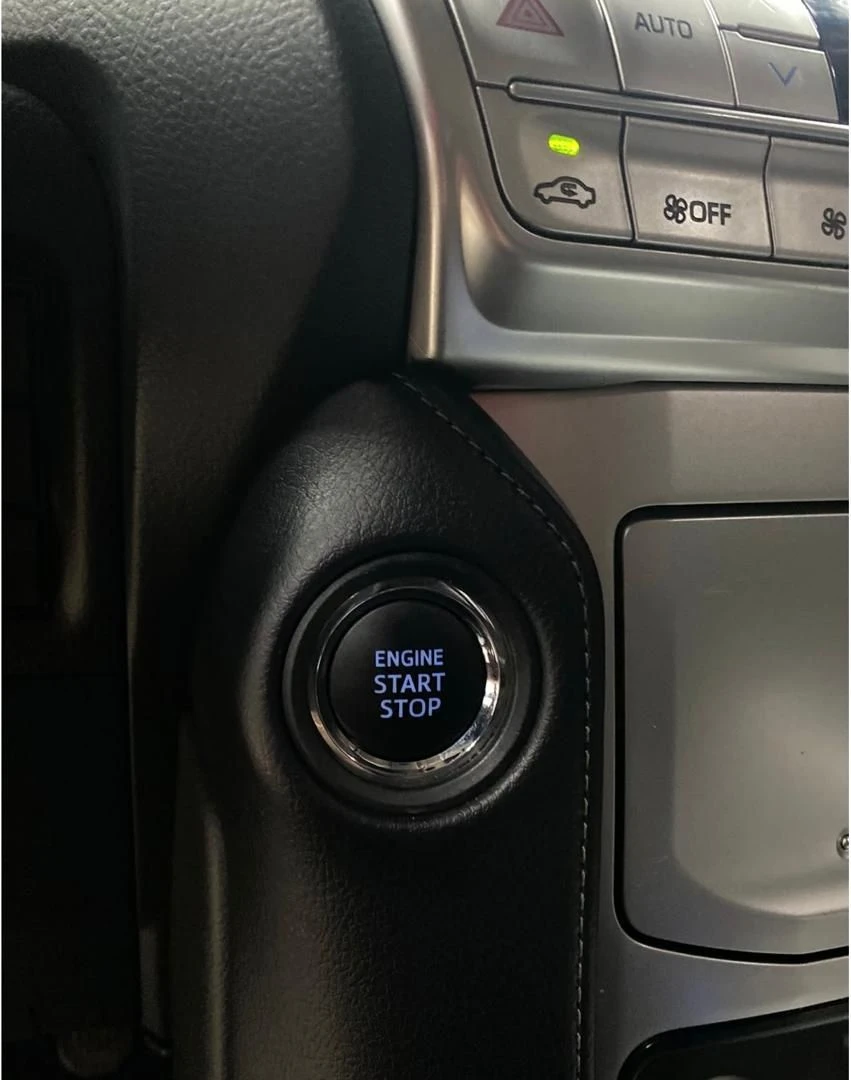 2020 Toyota Land Cruiser VX — foto 9