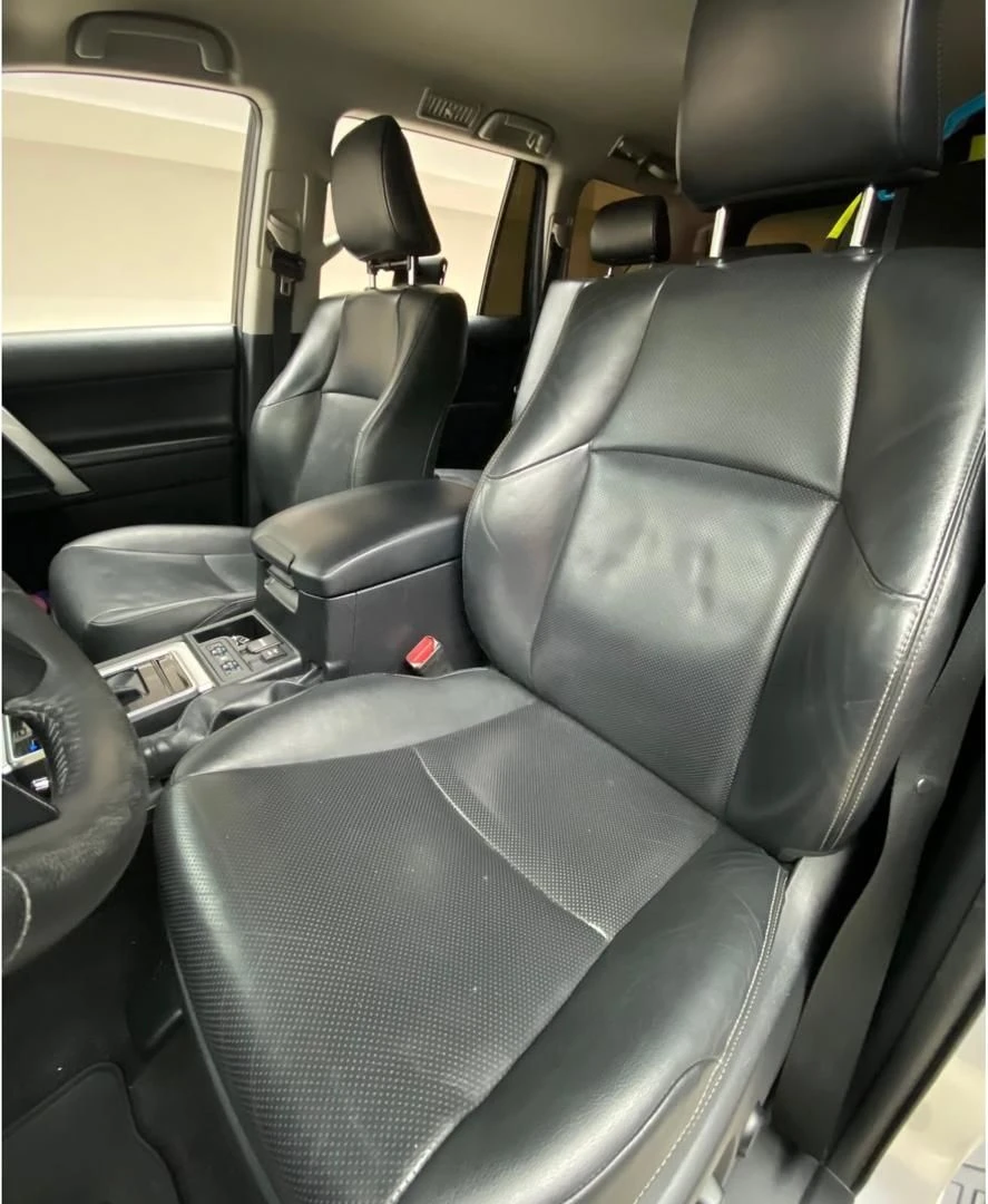 2020 Toyota Land Cruiser VX — foto 11