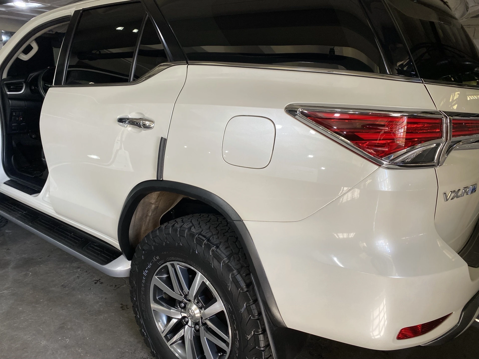 2016 Toyota Fortuner VX.R+ — foto 2