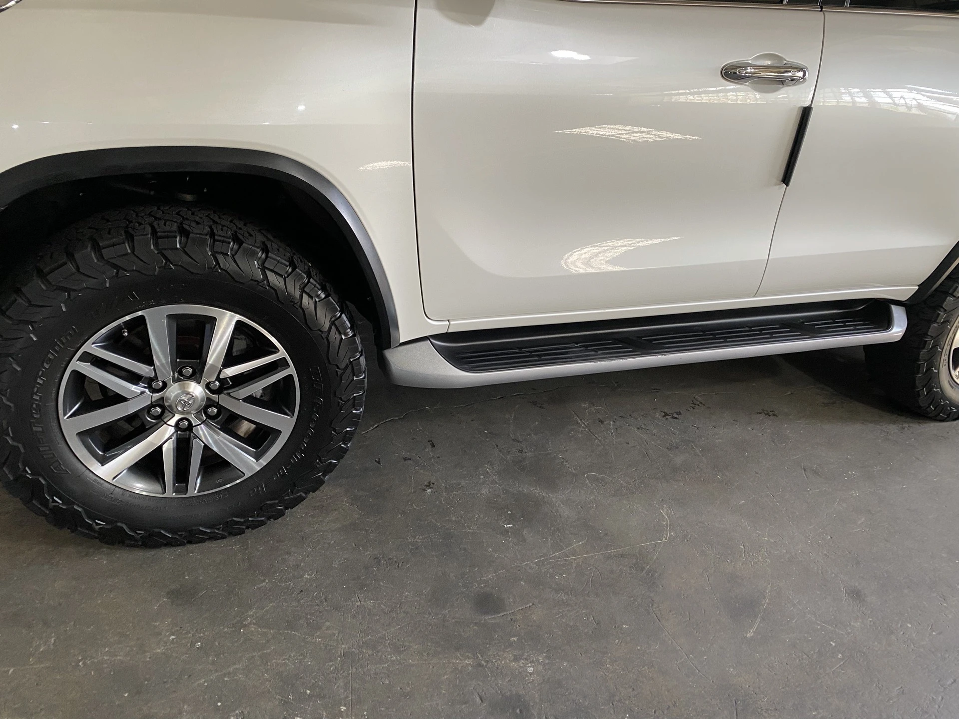 2016 Toyota Fortuner VX.R+ — foto 5