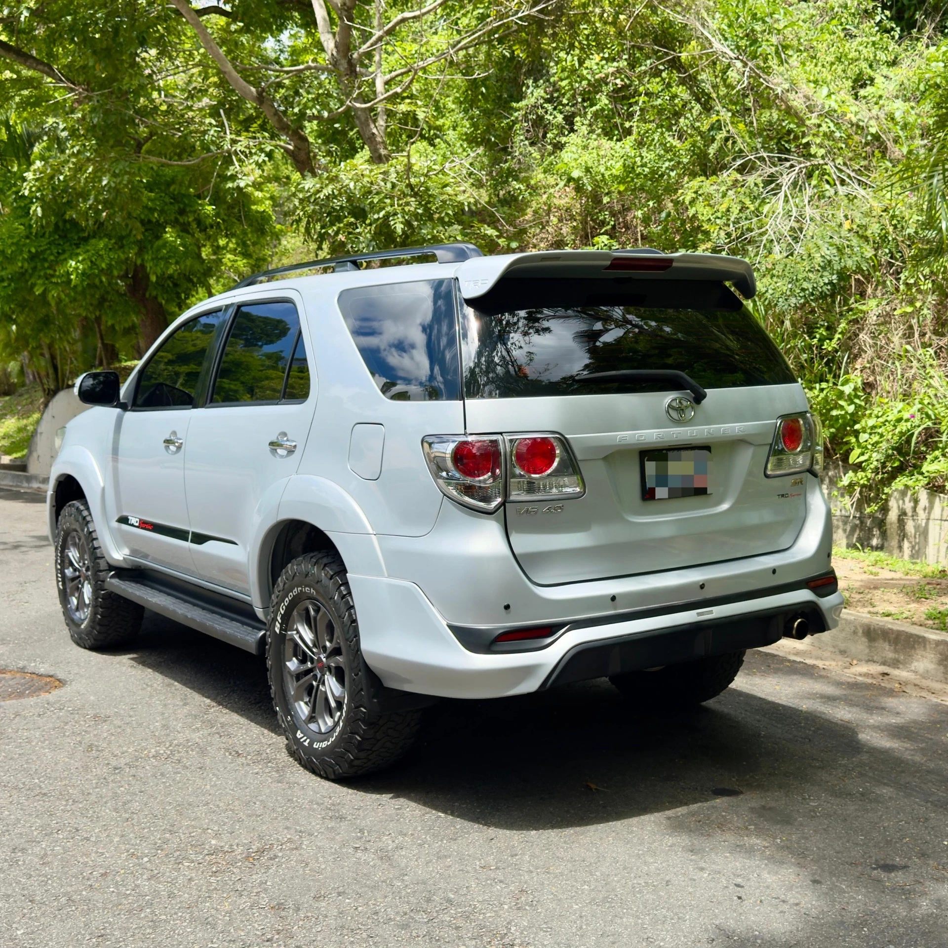 2020 Toyota Fortuner TRD SPORTIVO — photo 9