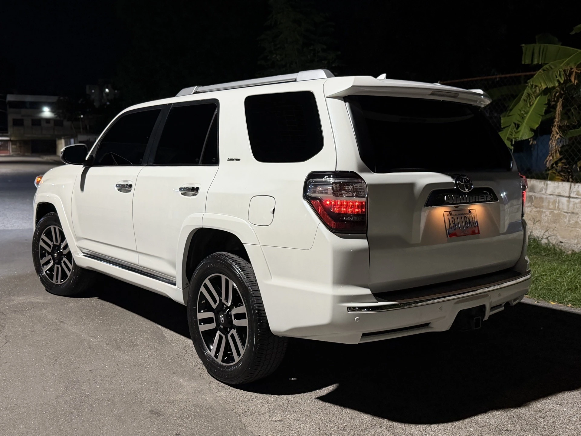 2015 Toyota 4Runner Limited — foto 2