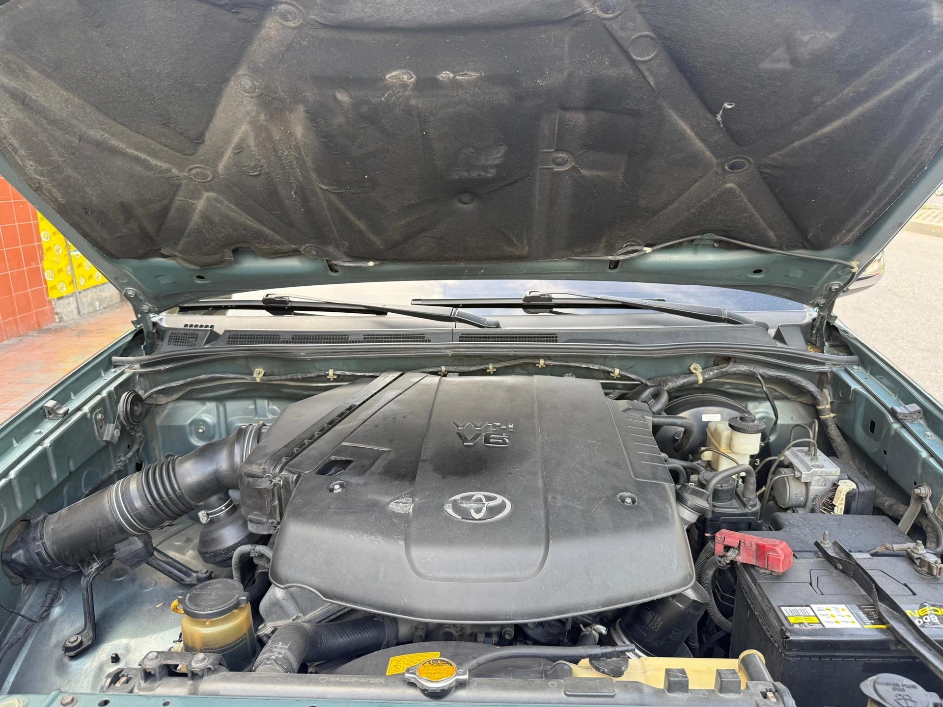 2010 Toyota Fortuner Sr — photo 2