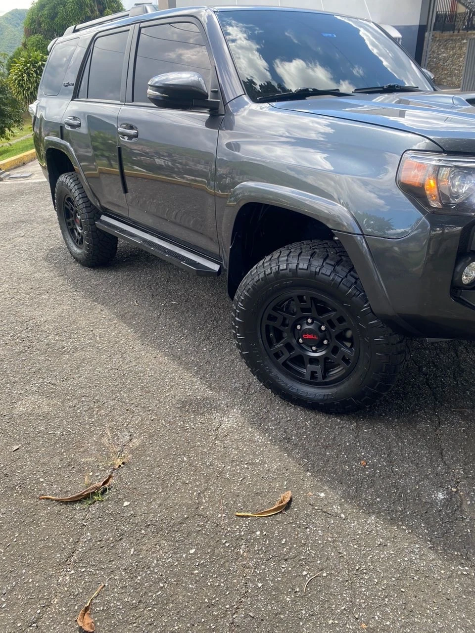 2019 Toyota 4Runner TRD OFF ROAD — foto 2