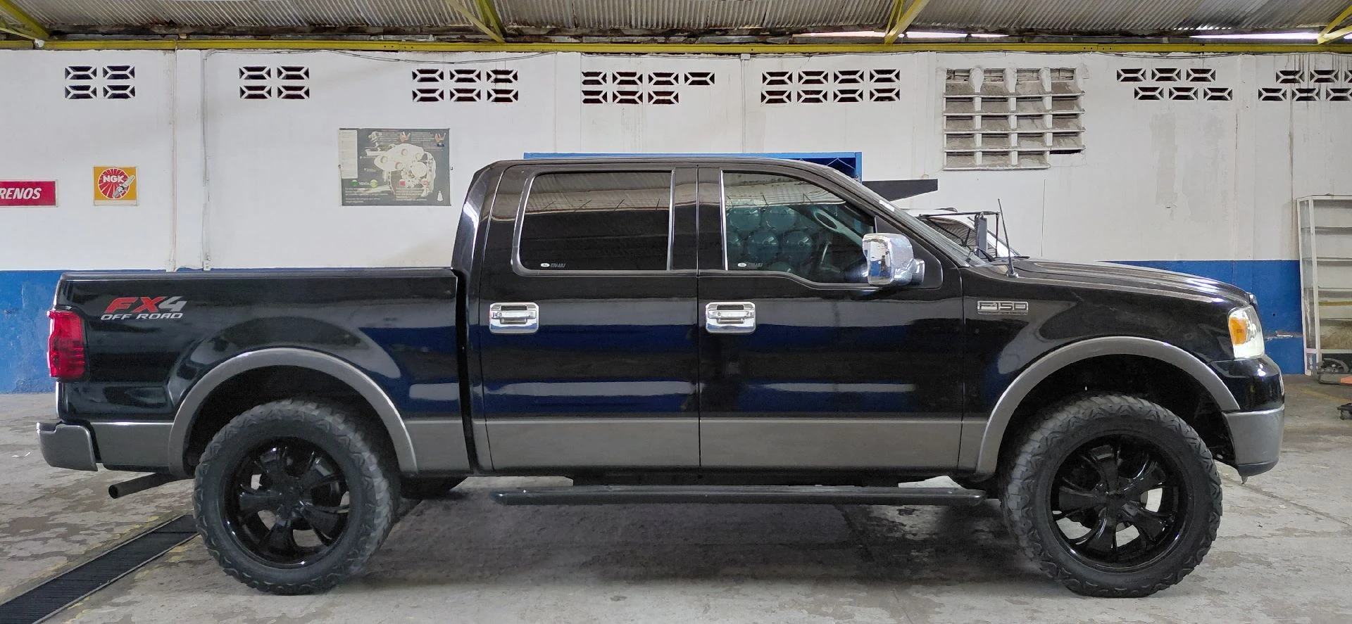 2006 Ford E-150 Fx4 5.4 — photo 5