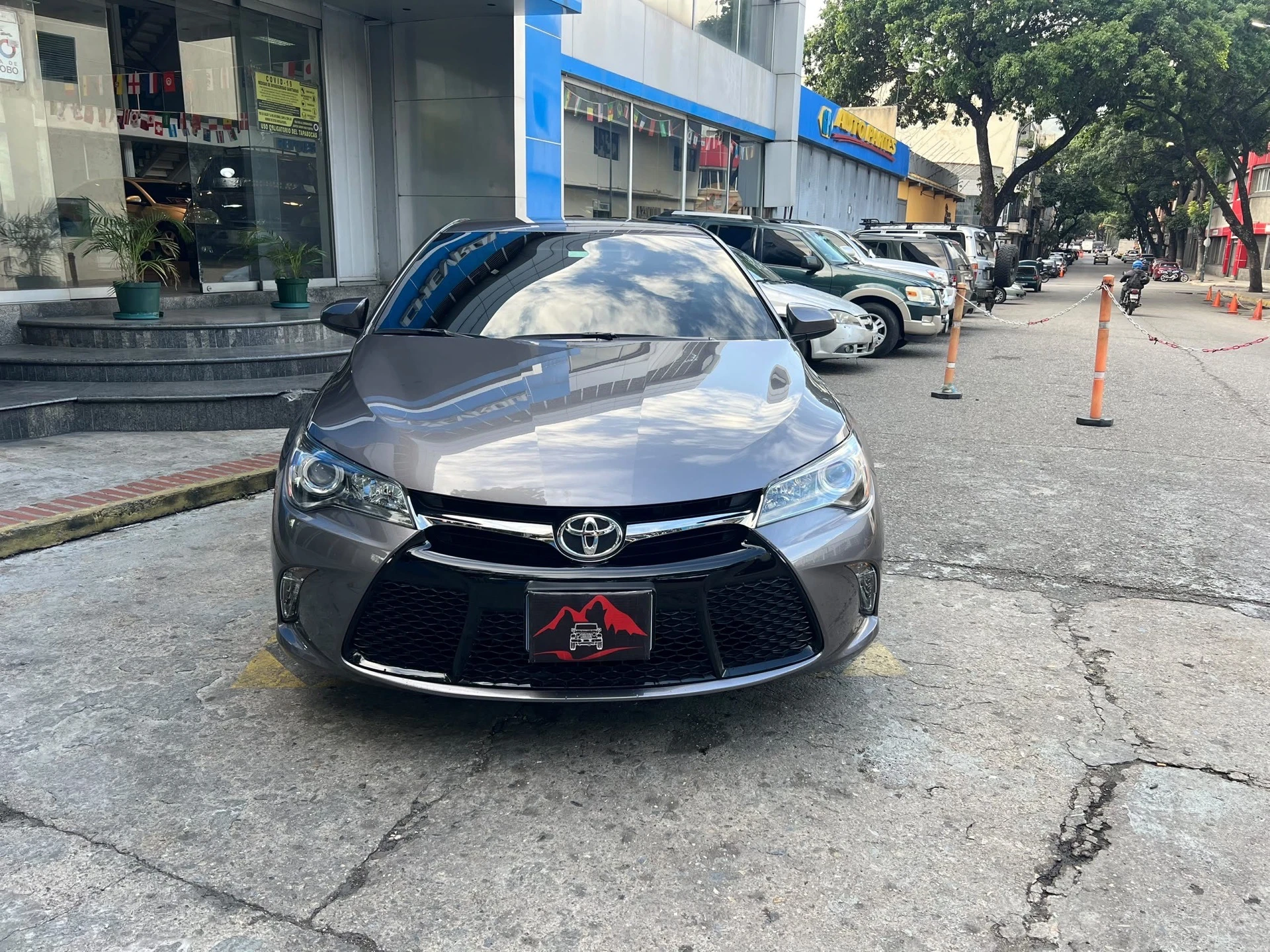 2015 Toyota Camry XSE — photo 7