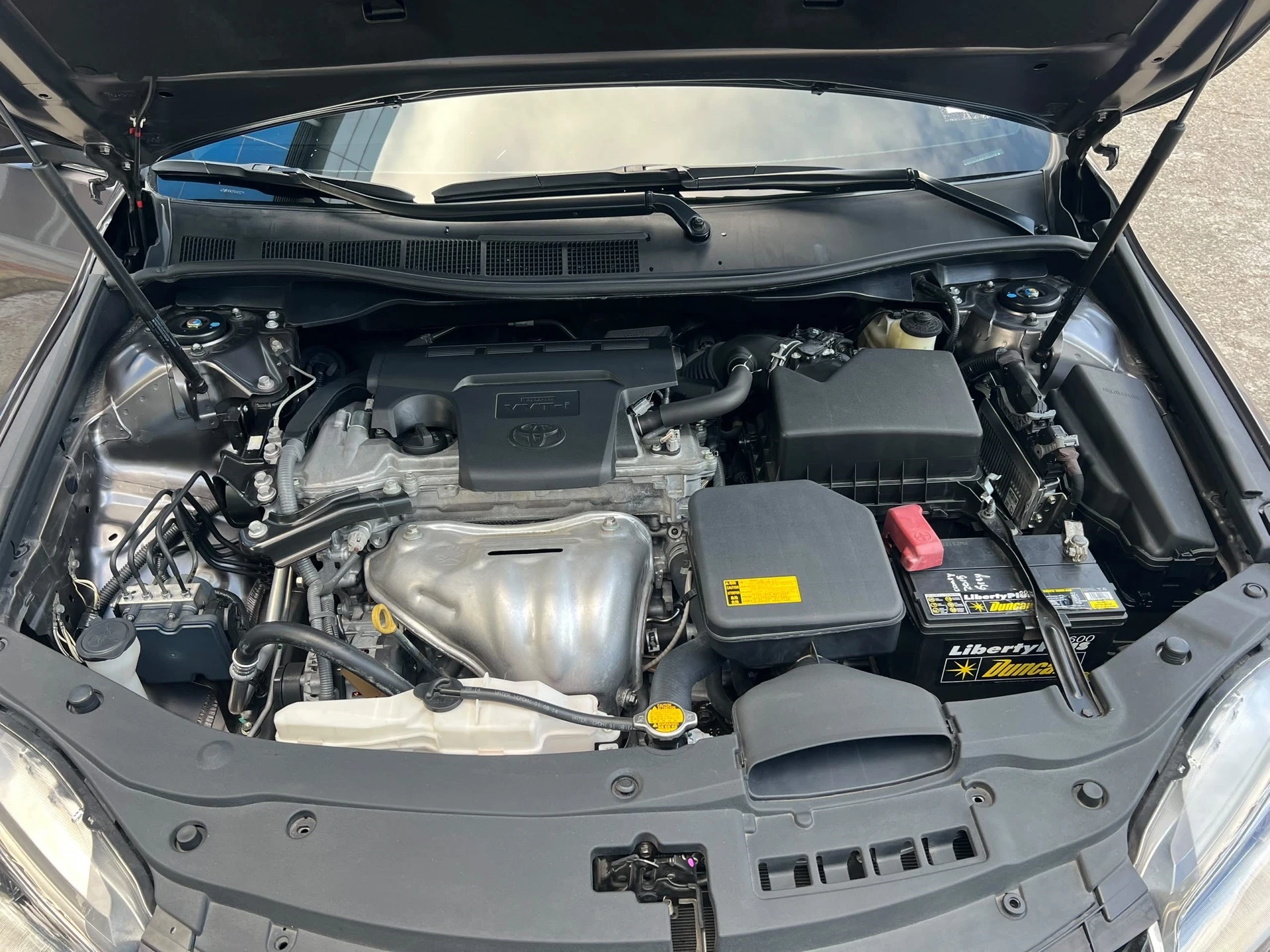 2015 Toyota Camry XSE — photo 9