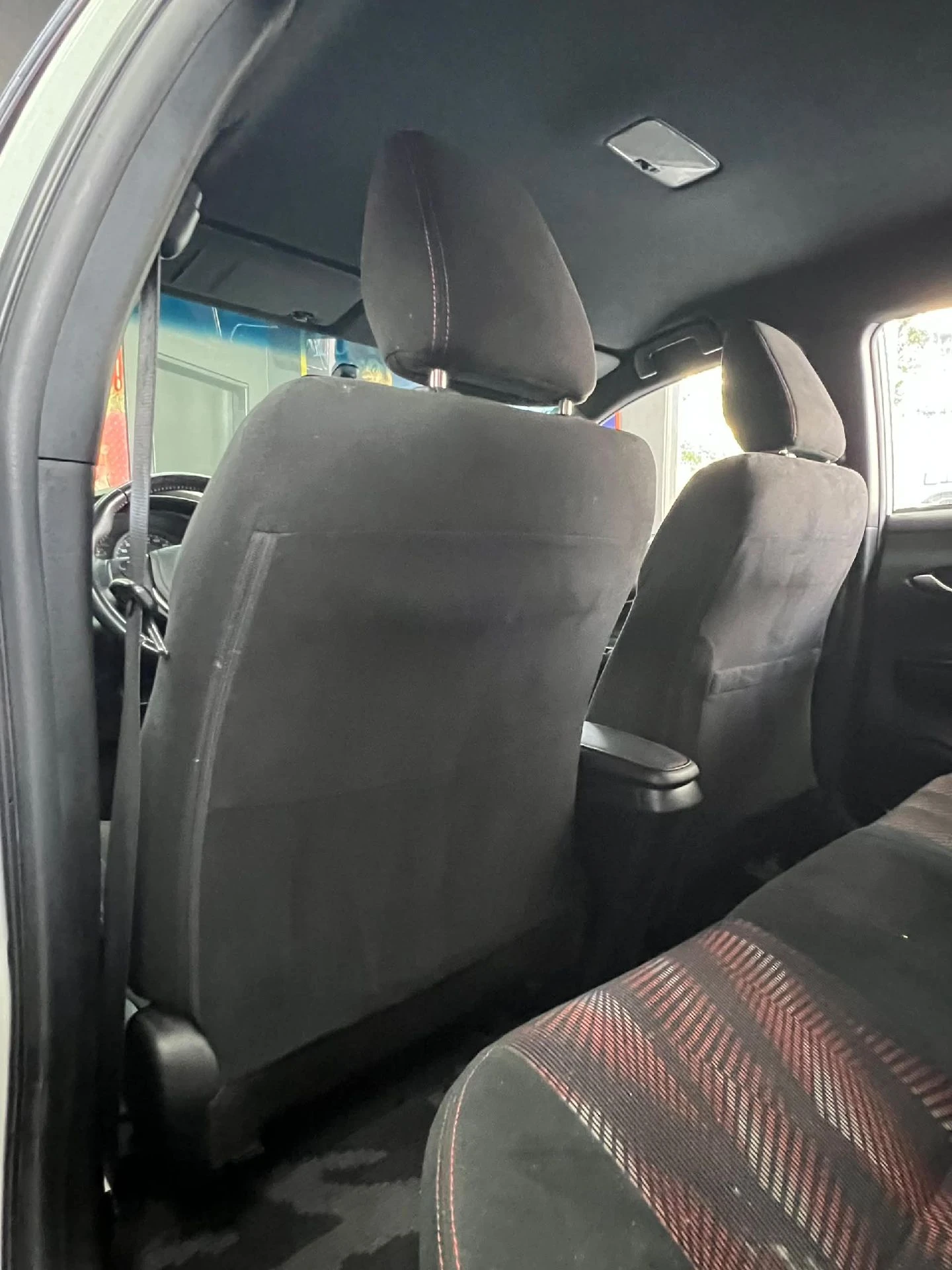 2019 Toyota Yaris 1.5 S — photo 10