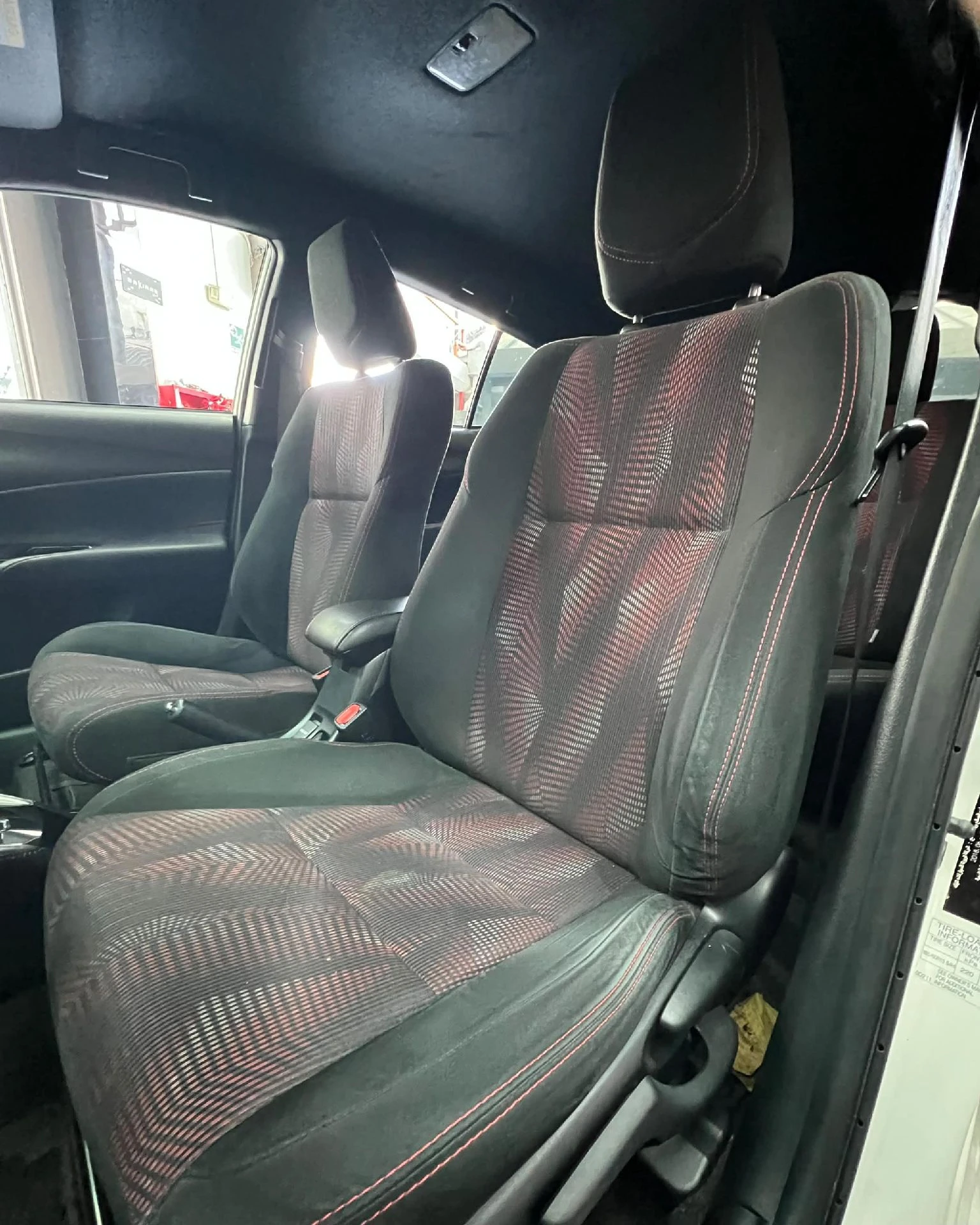 2019 Toyota Yaris 1.5 S — photo 9