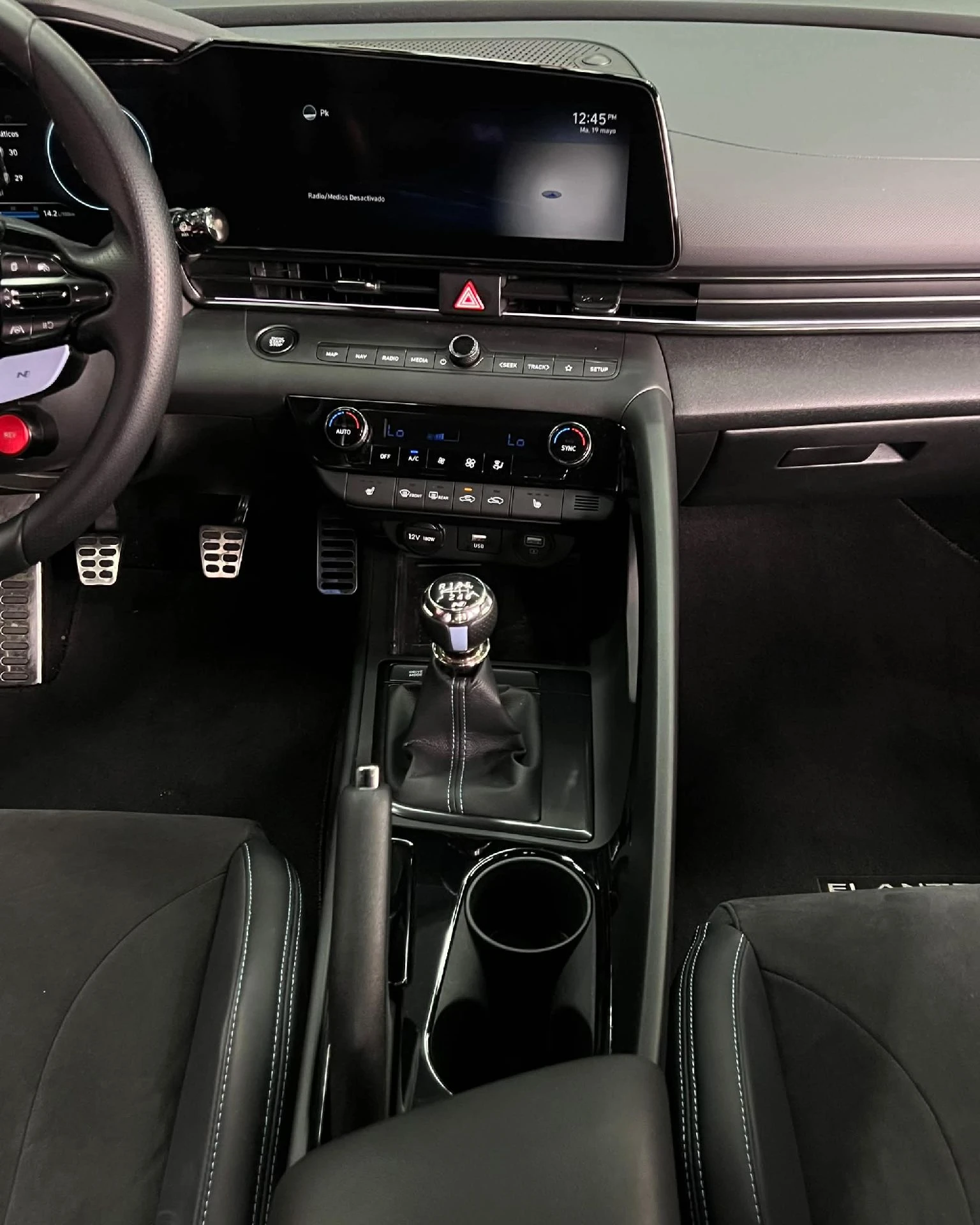 2022 Hyundai Elantra N — photo 8