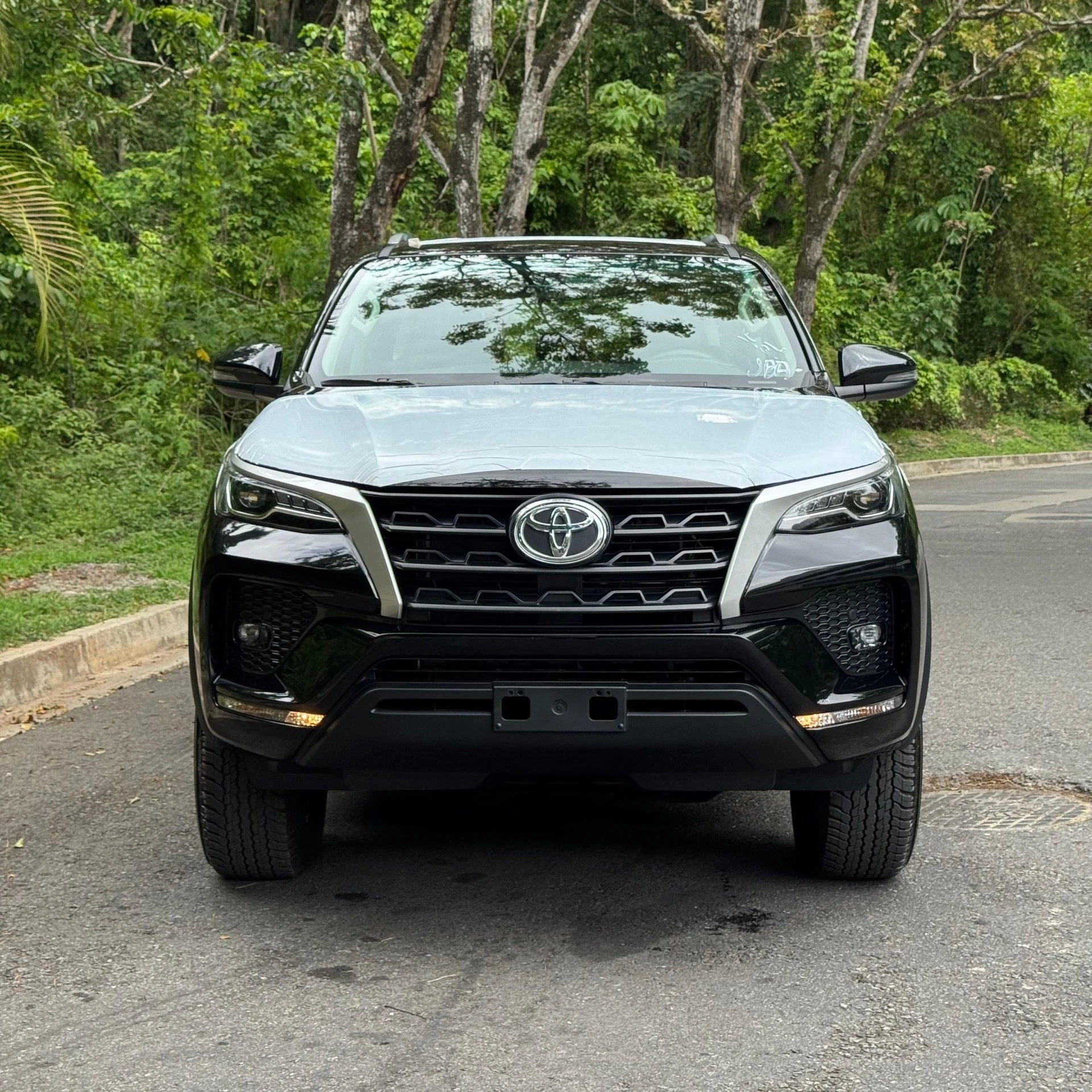 2026 Toyota Fortuner EXR 2.7 LT — photo 4