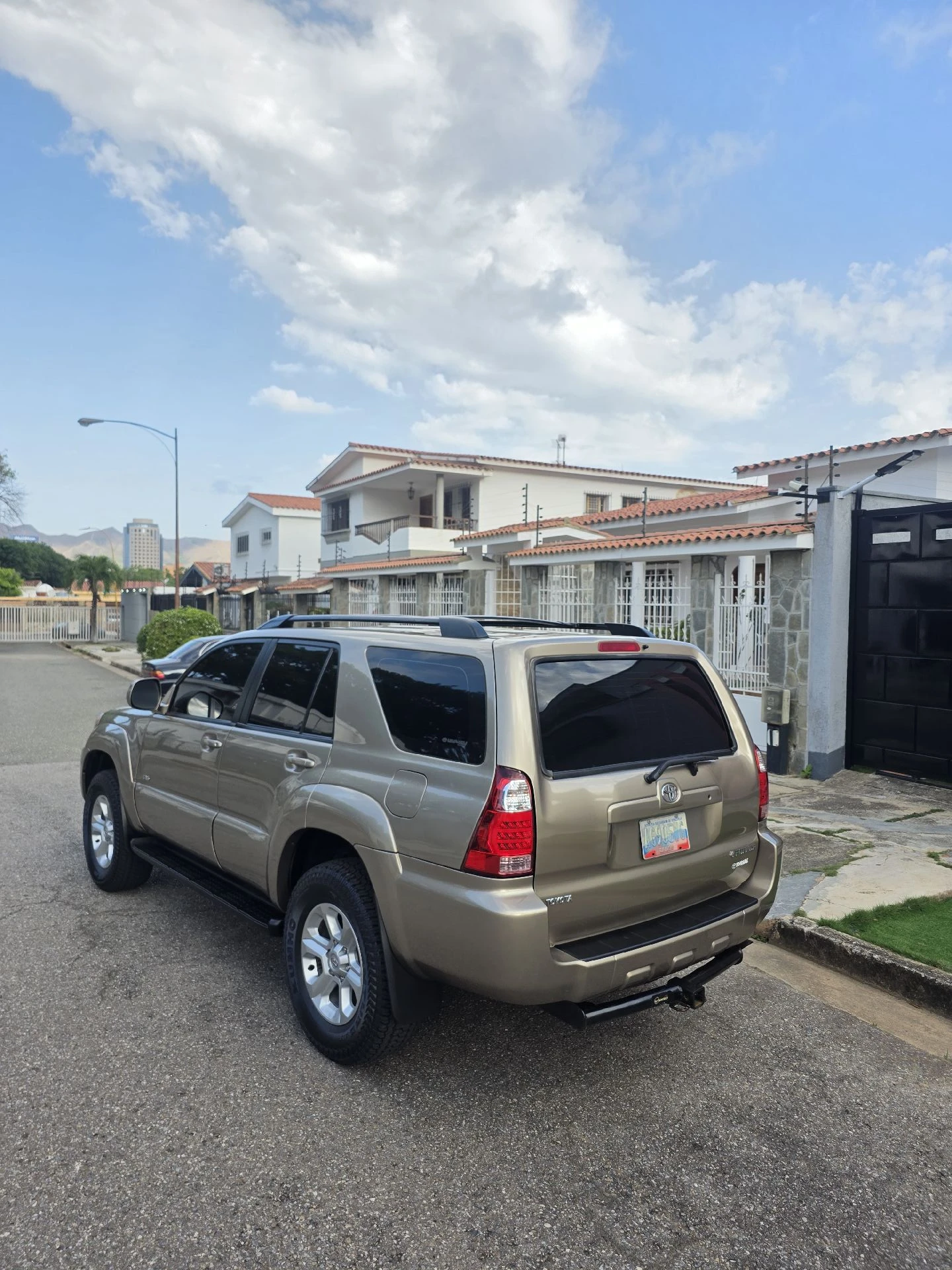 2007 Toyota 4Runner SR5 4x2 — photo 5