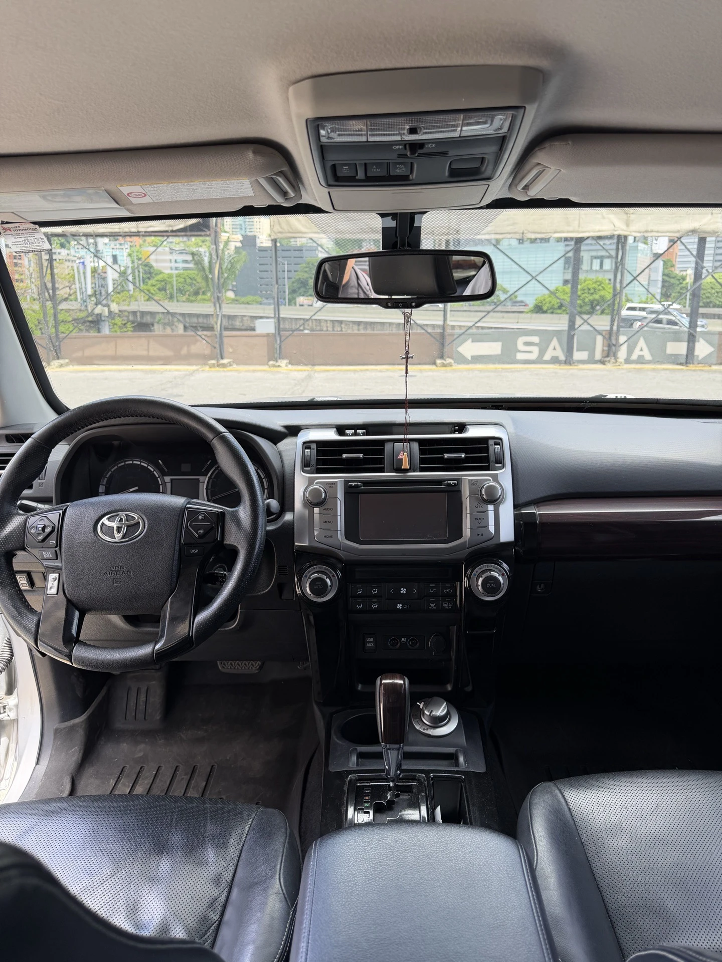 2017 Toyota 4Runner Limited Japonesa — photo 4