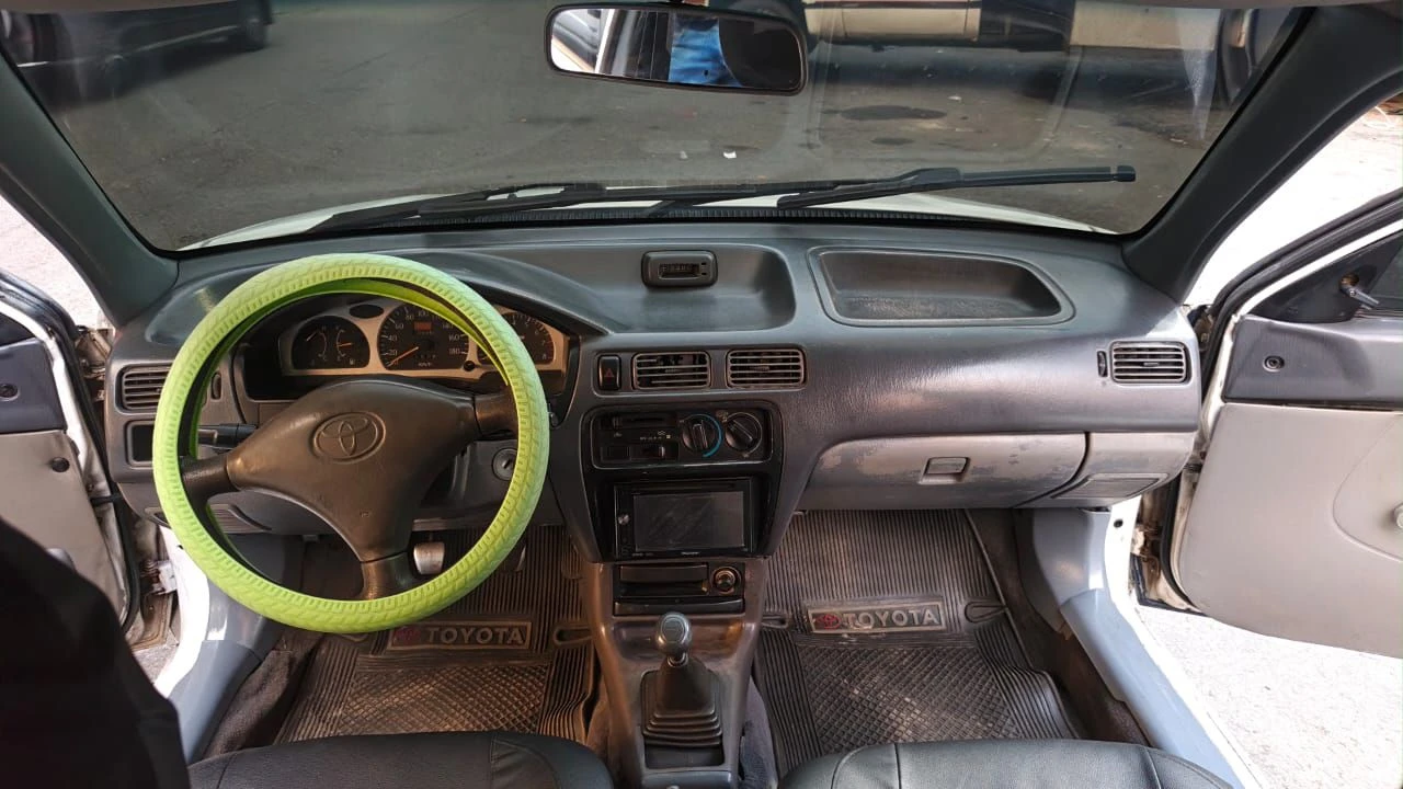 1998 Toyota Starlet Le - XLE — foto 13