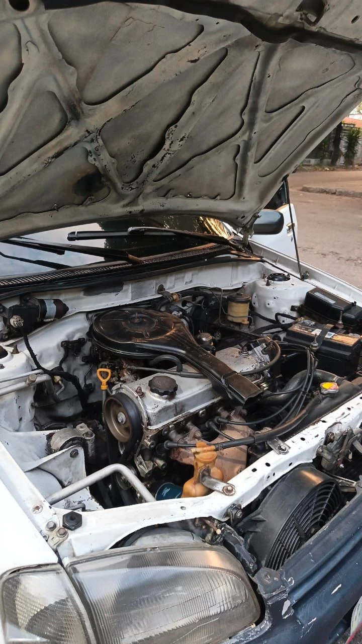 1998 Toyota Starlet Le - XLE — foto 19