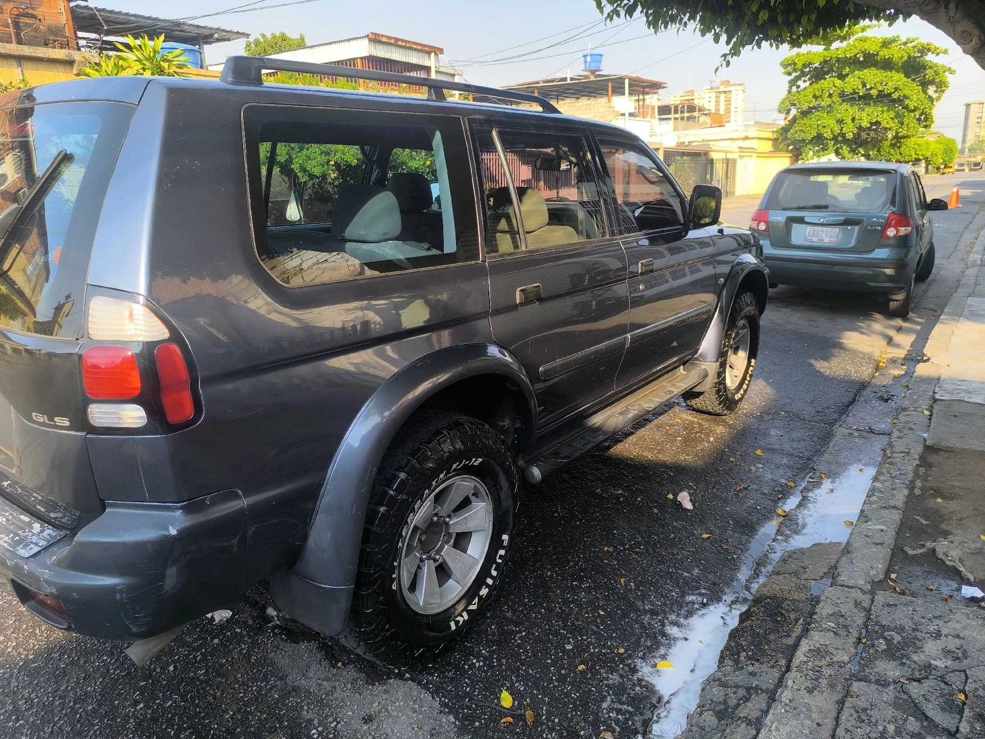 2008 Mitsubishi Montero Sport Sport — photo 2