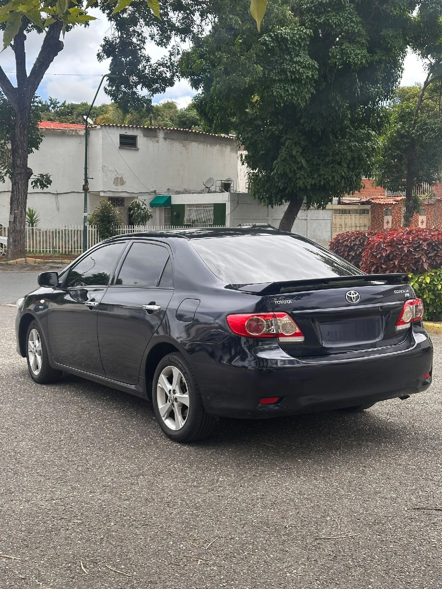 2013 Toyota Corolla Xei — photo 5