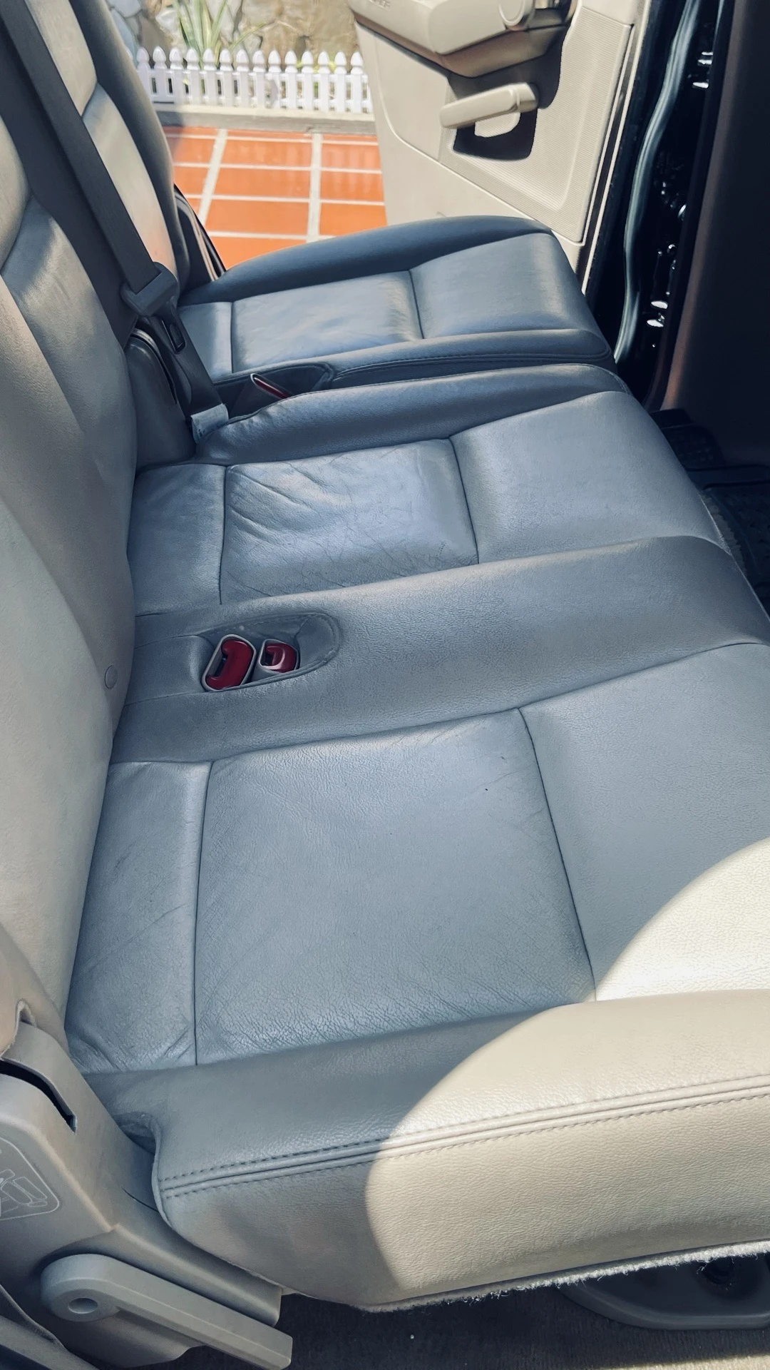 2008 Ford Explorer Eddie Bauer — photo 9