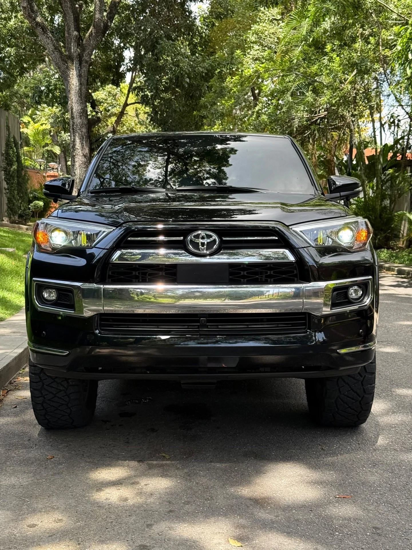 2023 Toyota 4Runner Sr5 limited — photo 3
