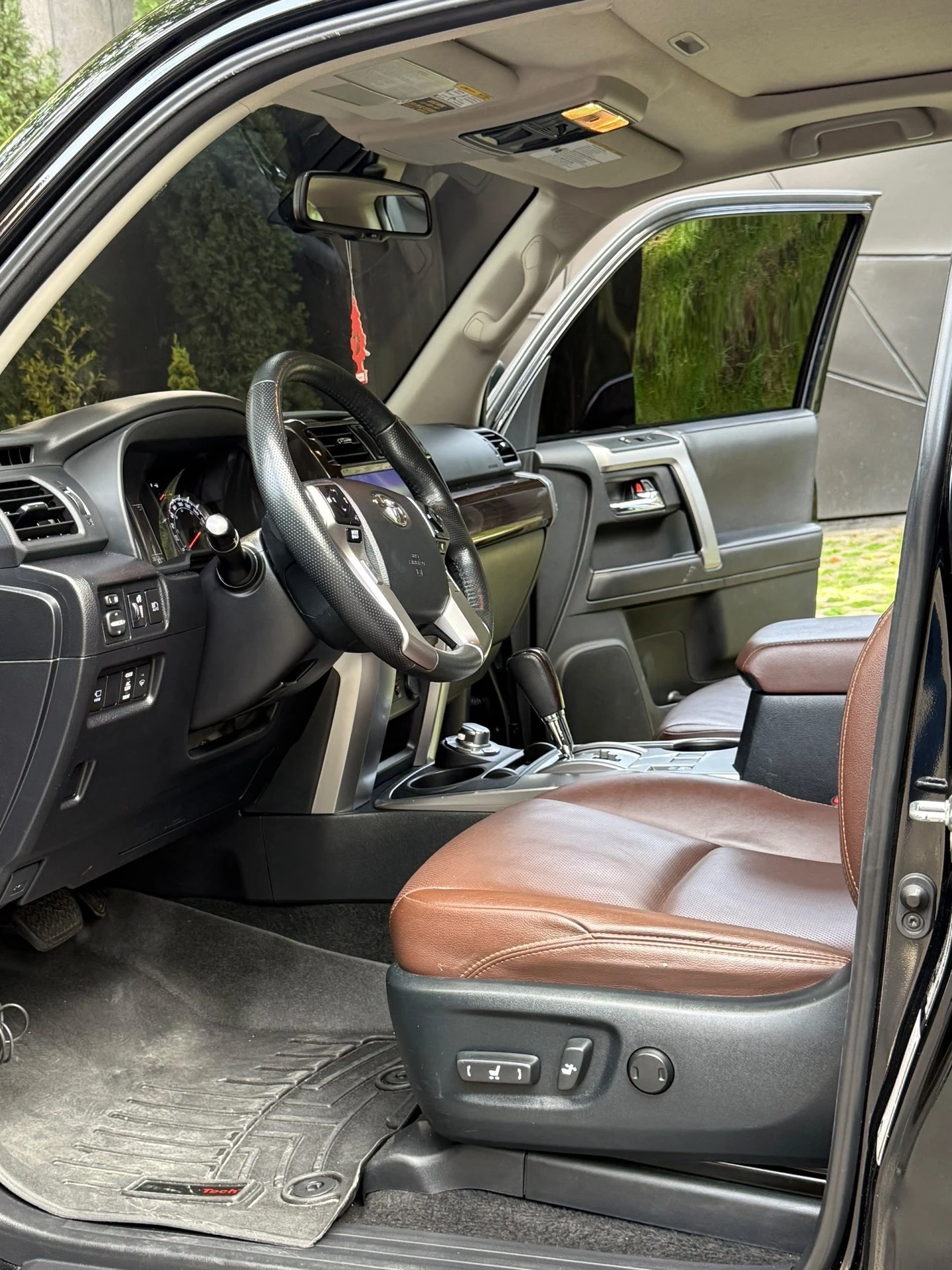 2023 Toyota 4Runner Sr5 limited — photo 5